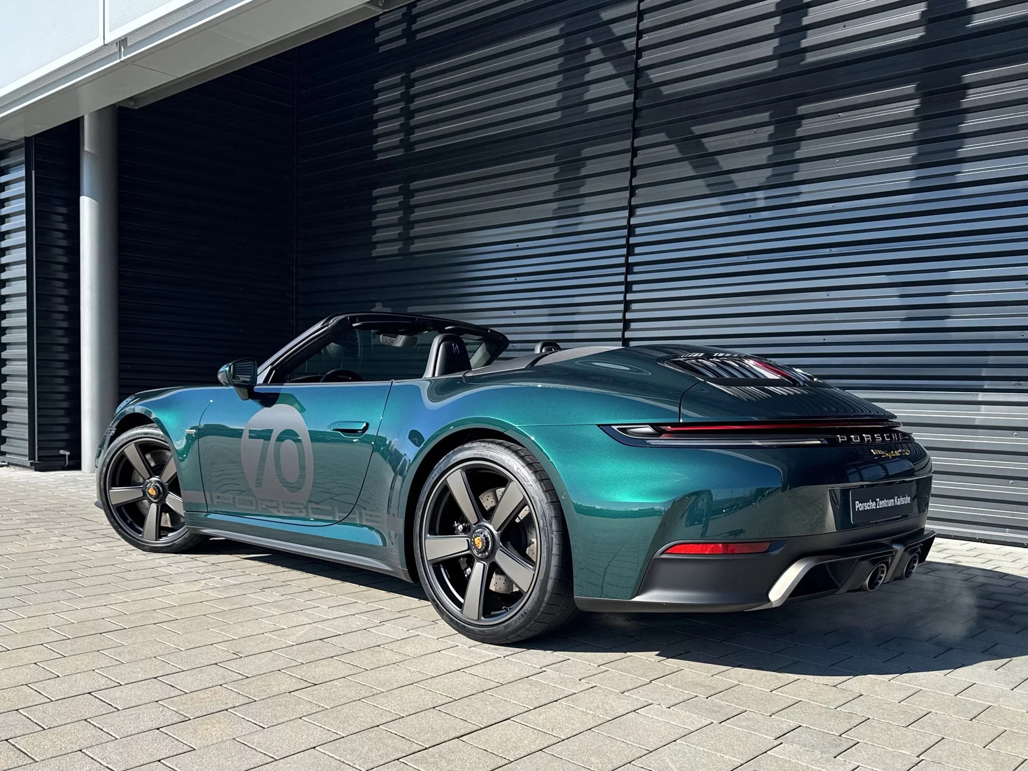 Jet Green Metallic Porsche 911 Spirit 70