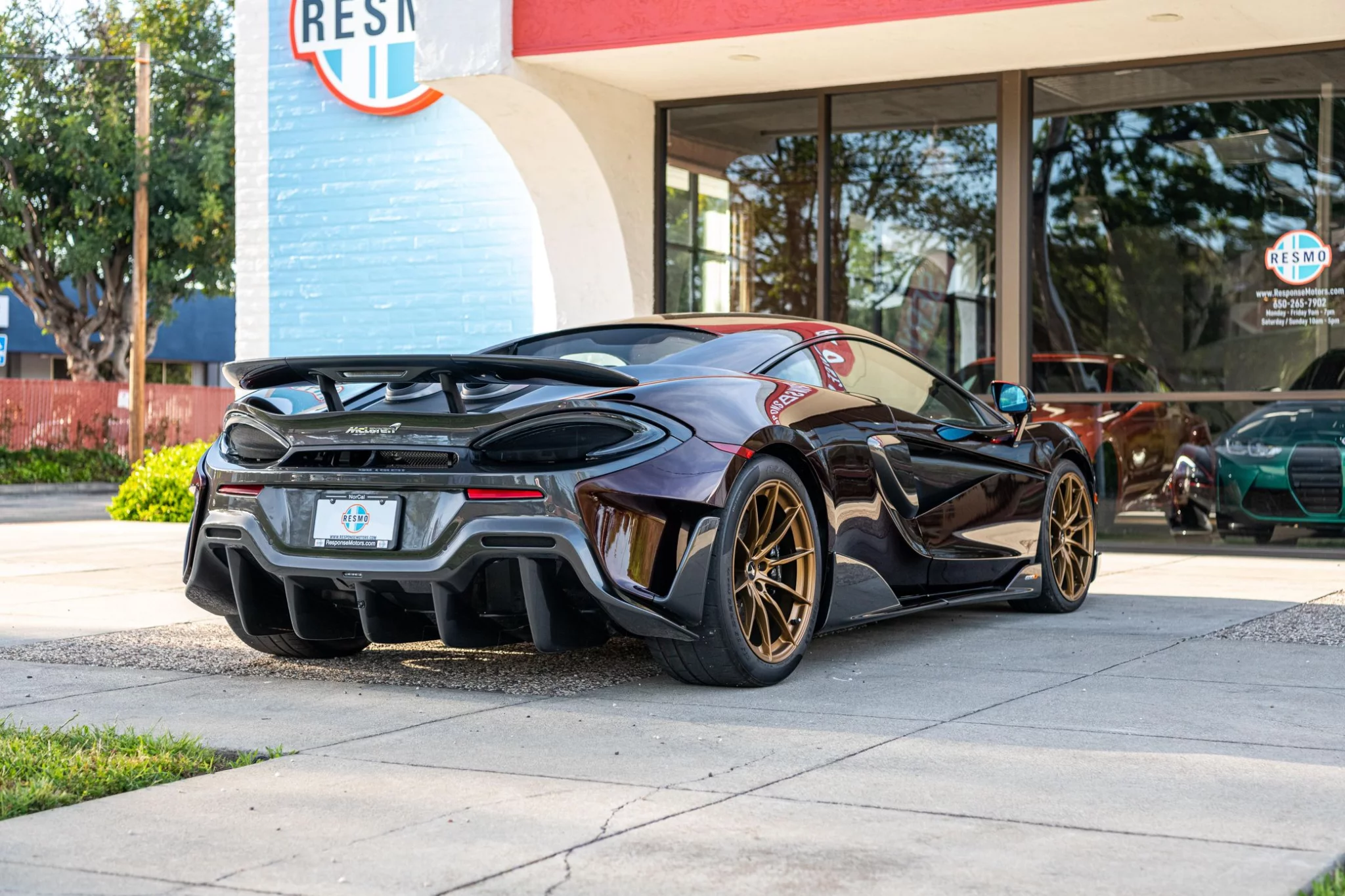 Nerello Red McLaren 600LT