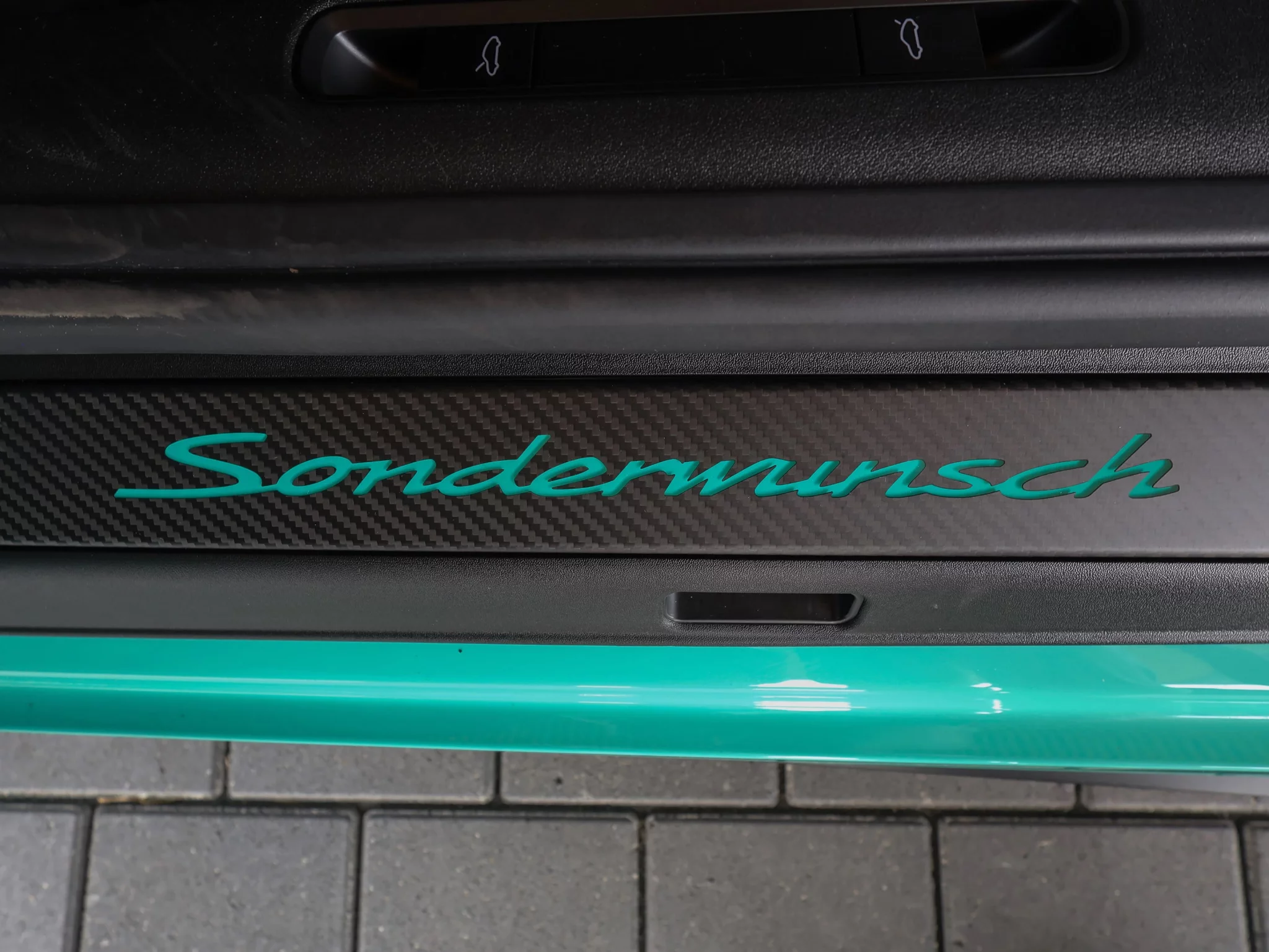 Mint Green Porsche 911 GT3