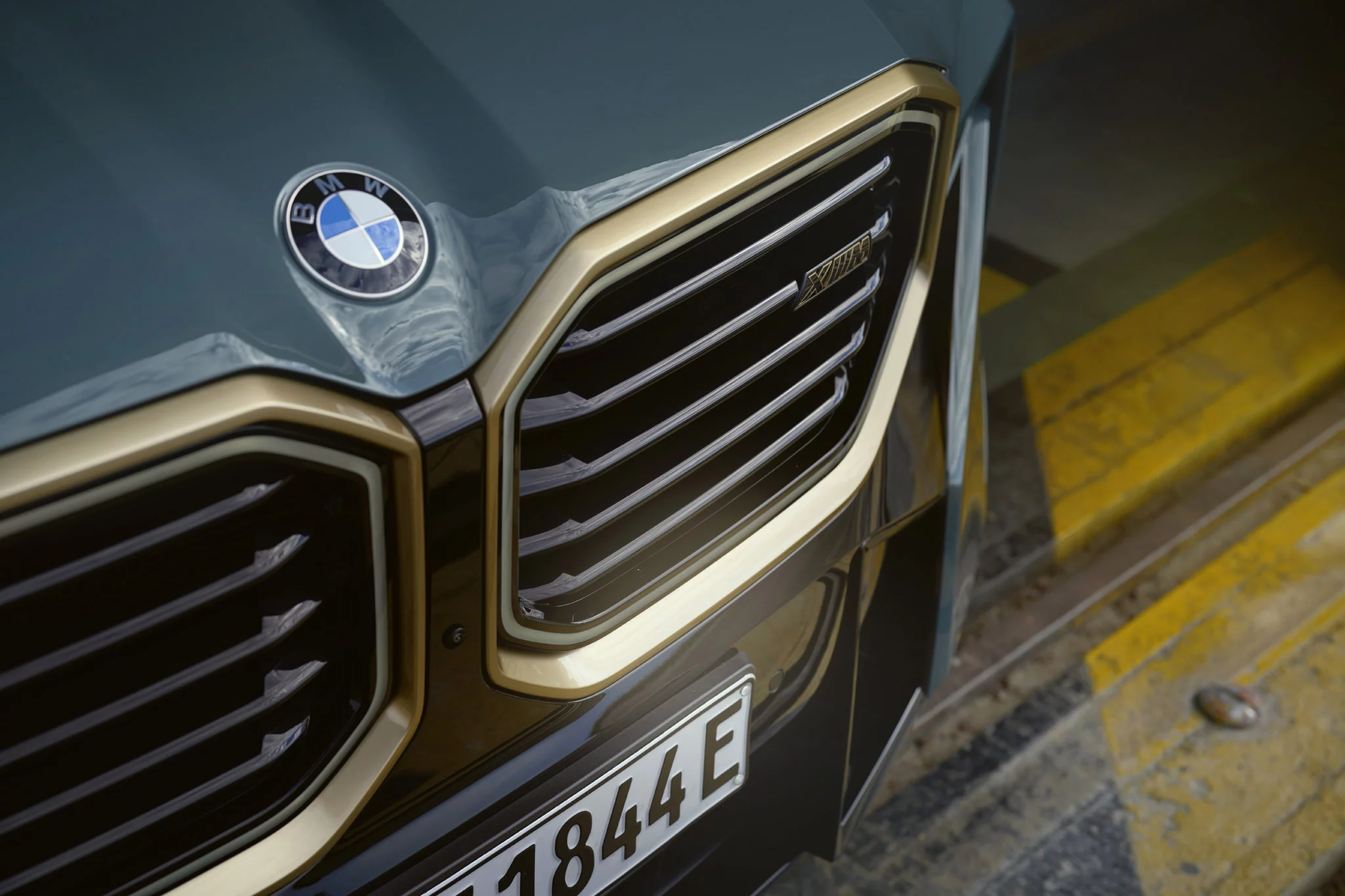 Cape York Green BMW XM