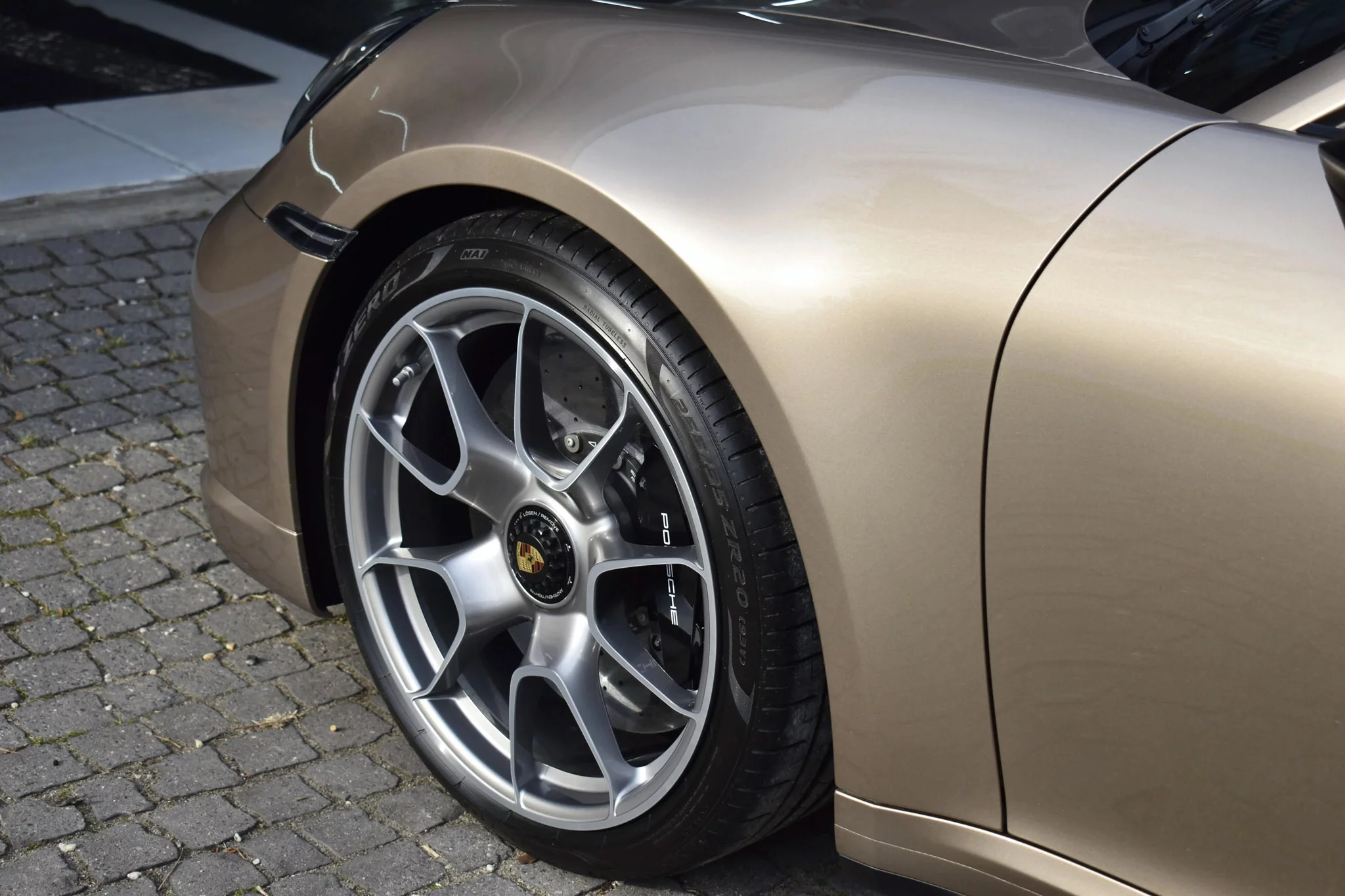 Palladium Metallic Porsche 911 Turbo