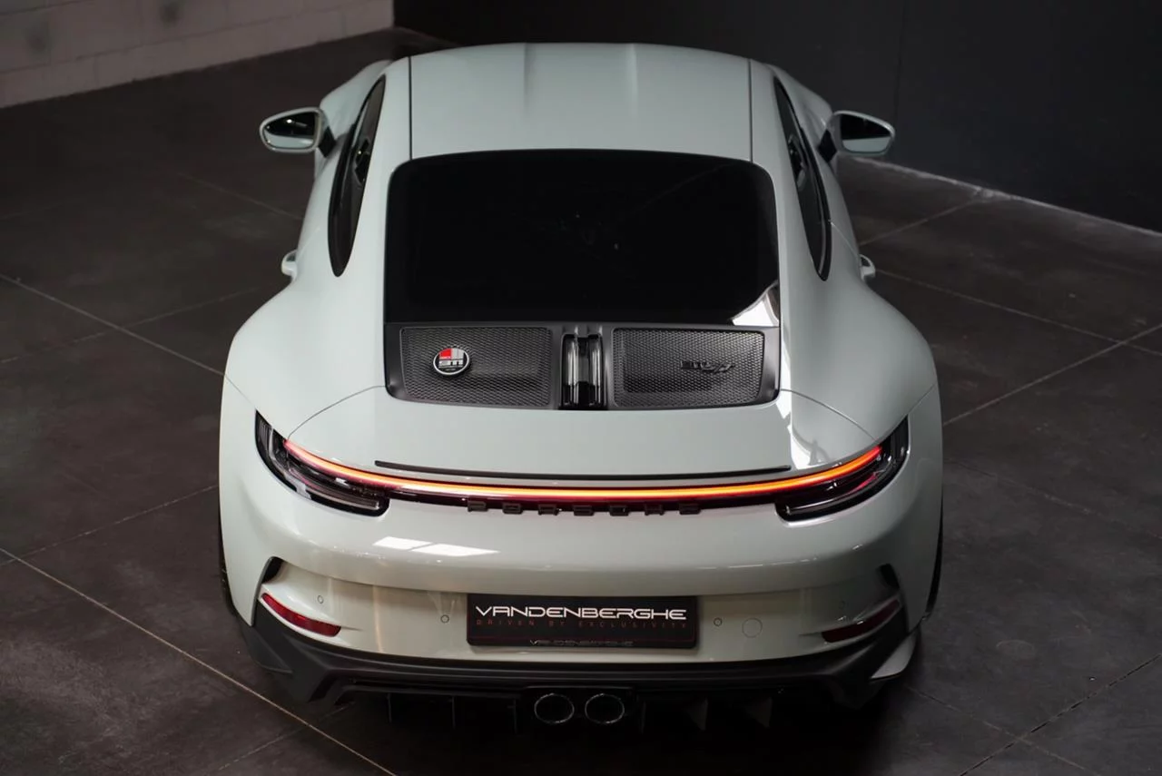 Shade Green Metallic Porsche 911 S/T