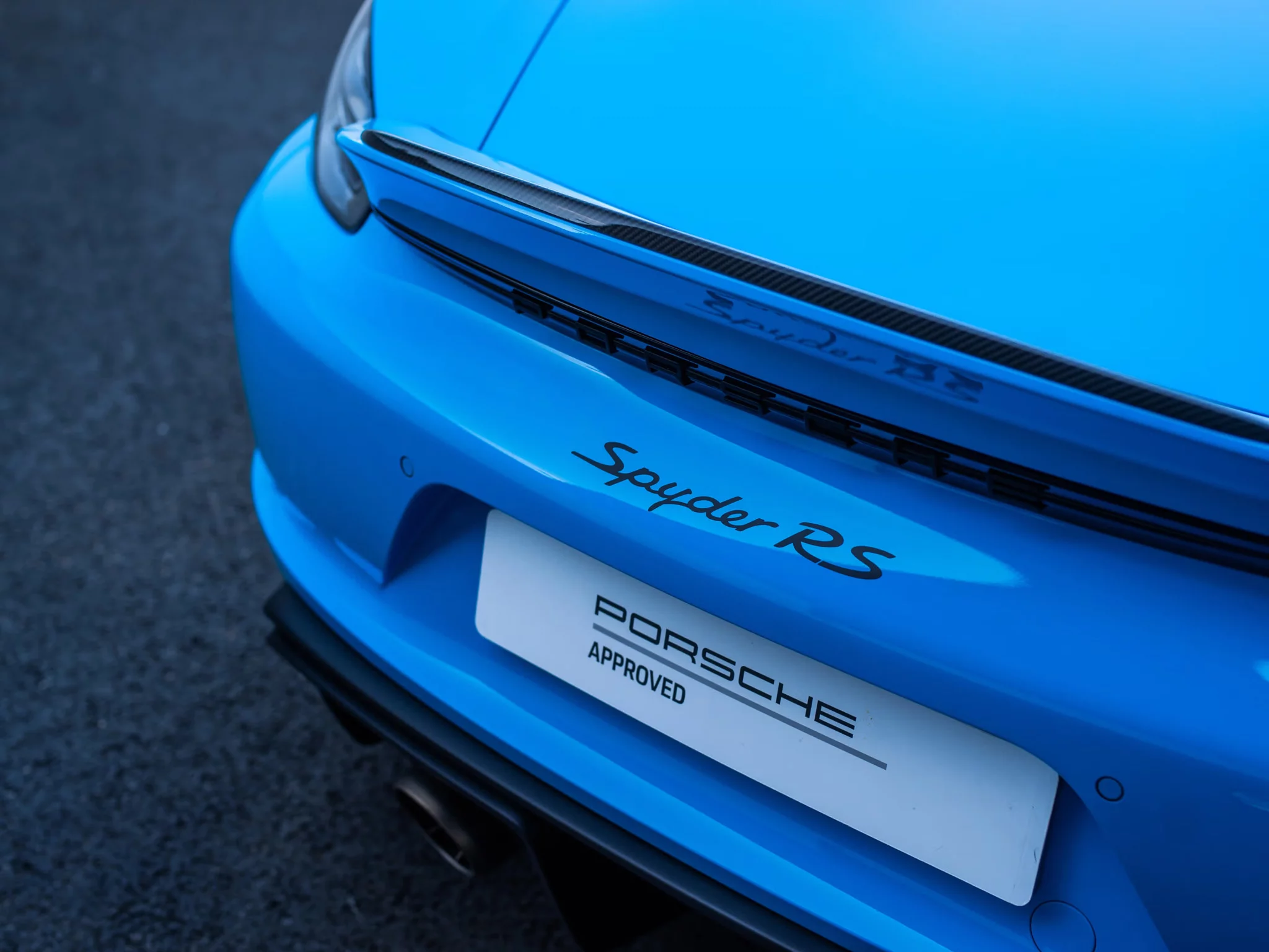 Riviera Blue Porsche 718 Spyder RS