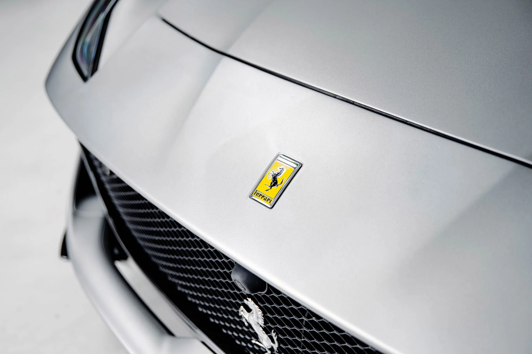 Alluminio Opaco Ferrari 812