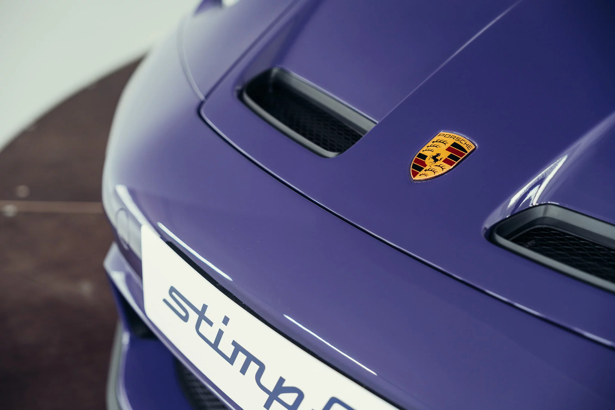 Ultraviolet Porsche 911 GT3