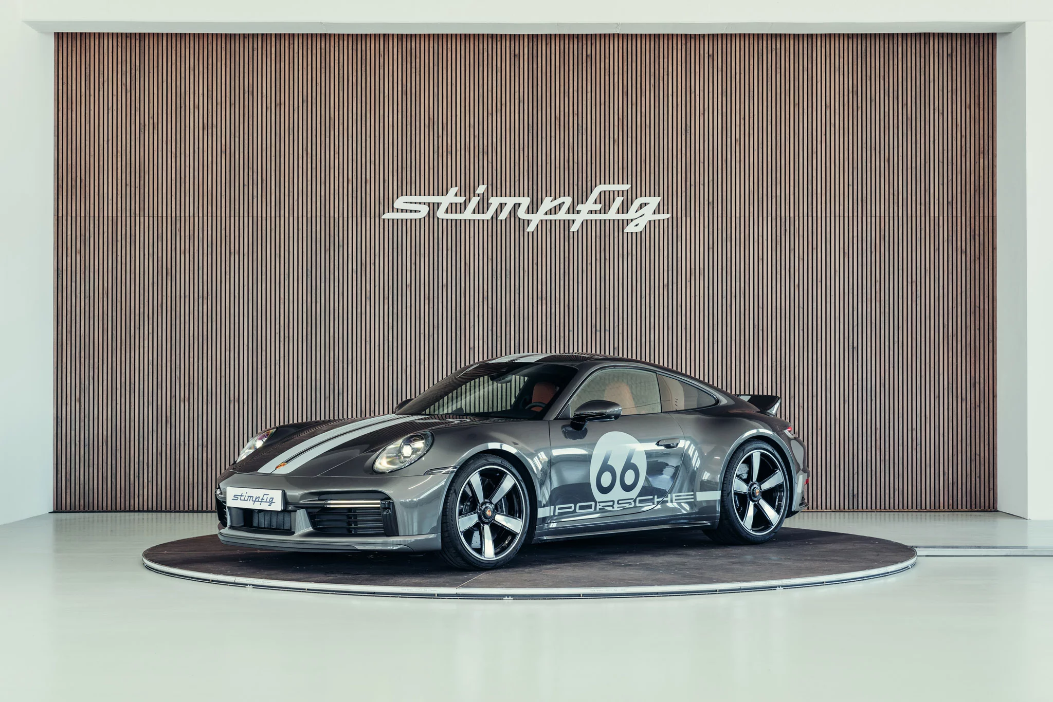 Agate Grey Metallic Porsche 911 Sport Classic