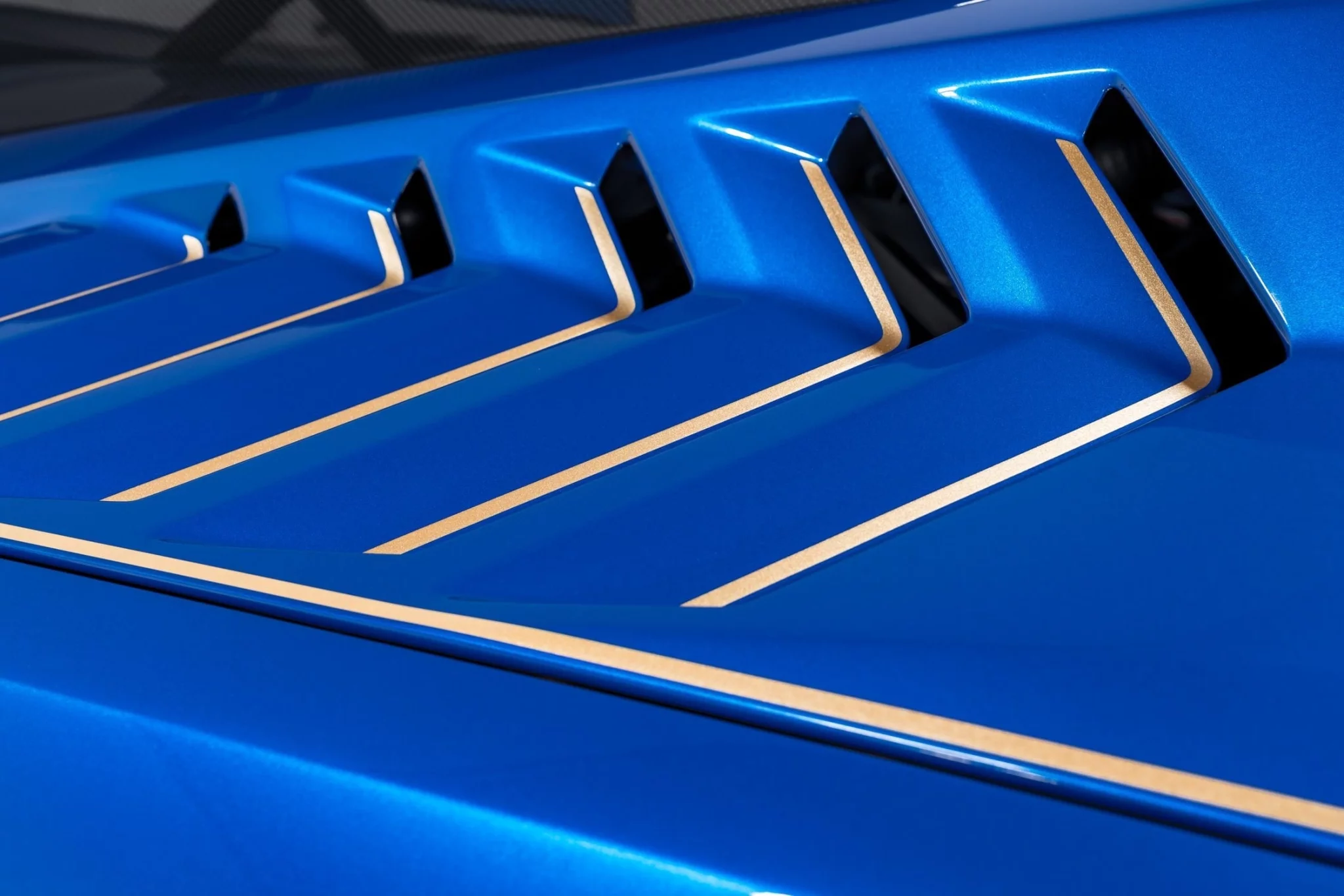 Blu Eleos Lamborghini Huracán