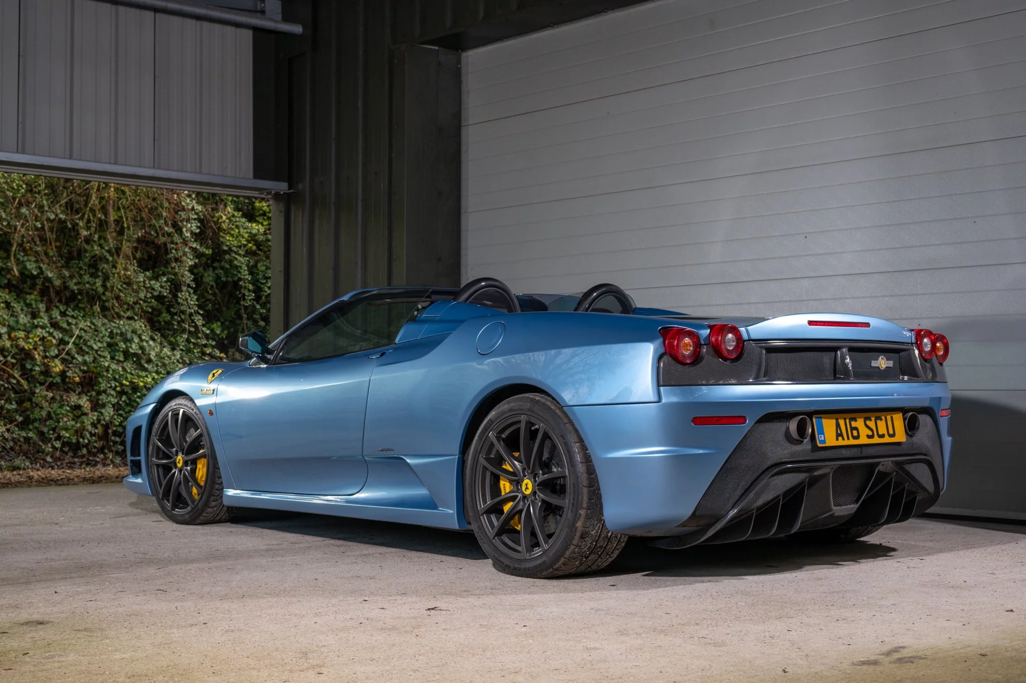 Avio Metallic Ferrari Scuderia Spider 16M