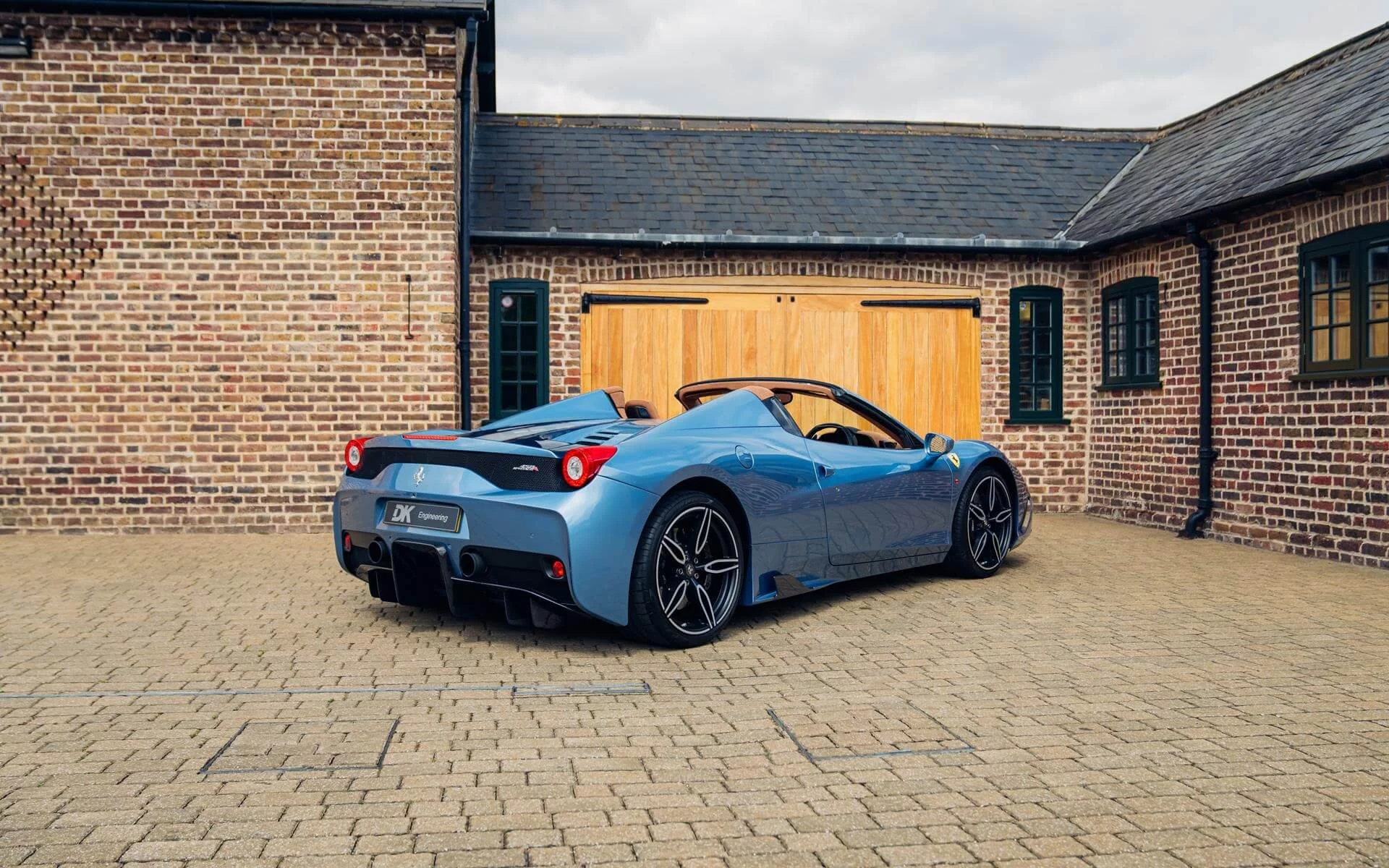 Azzurro California Ferrari 458