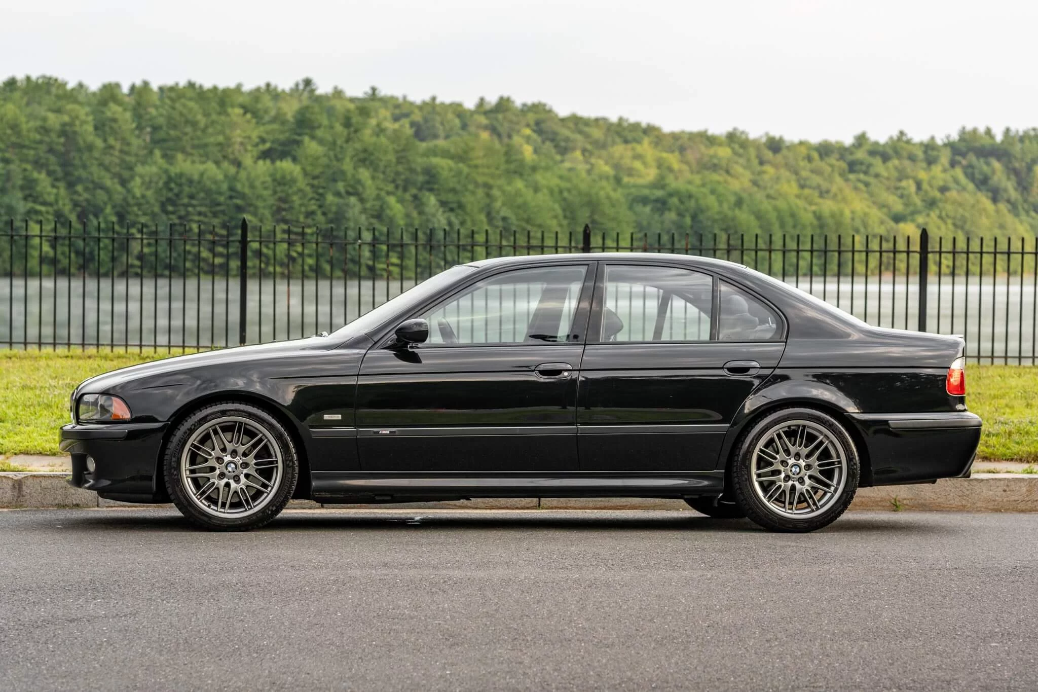 Black II BMW M5