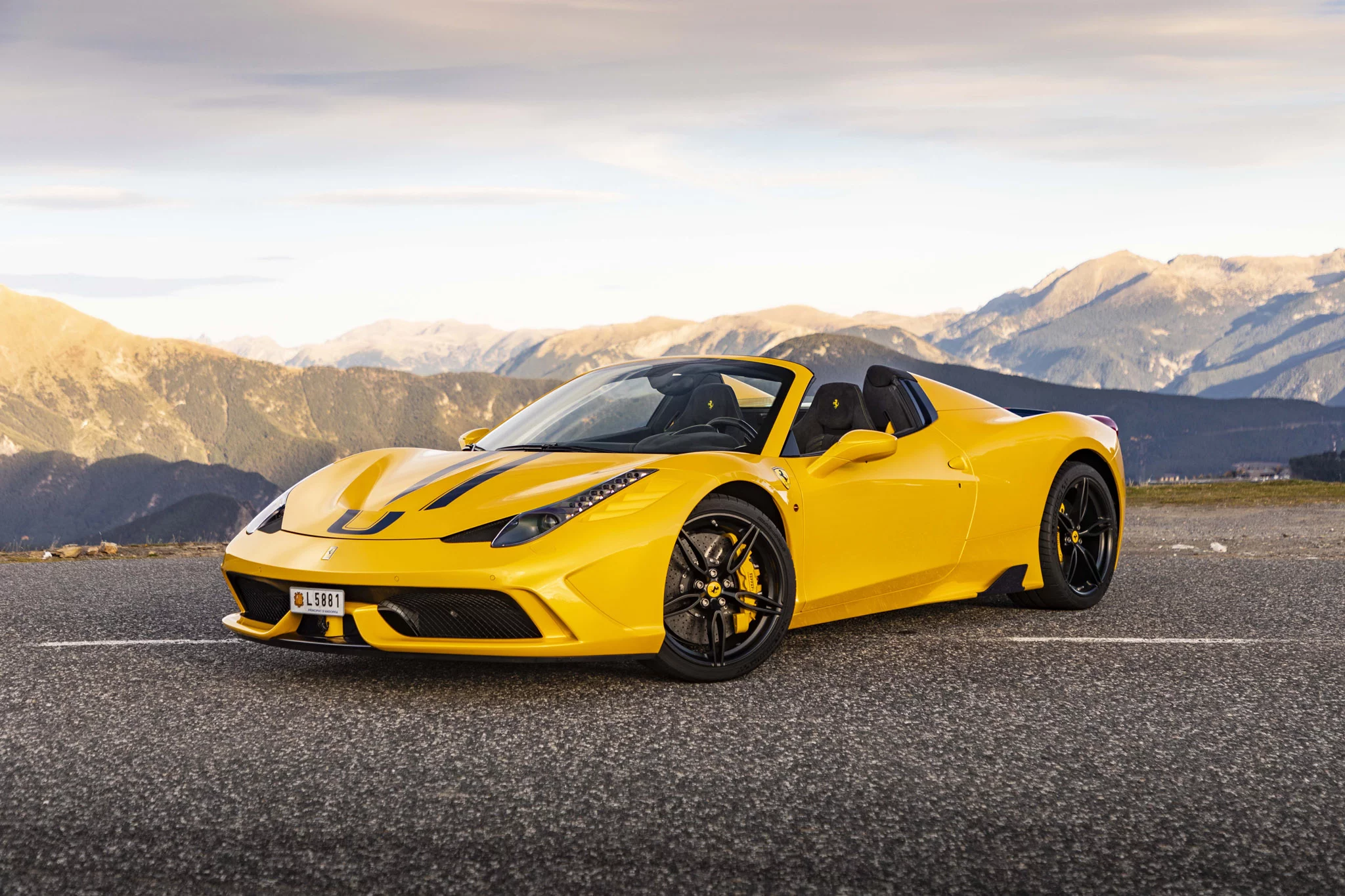 Giallo Triplo Strato Ferrari 458