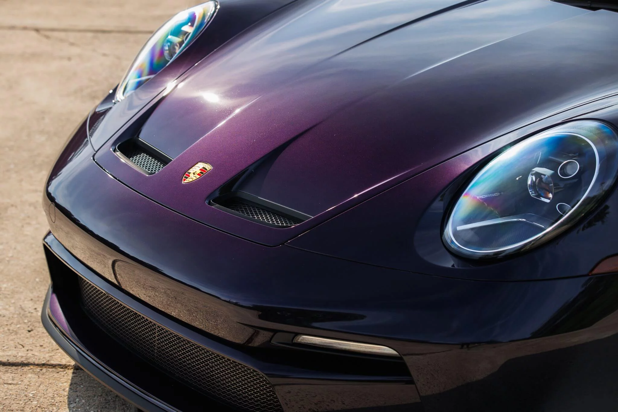 Viola Metallic Porsche 911 GT3