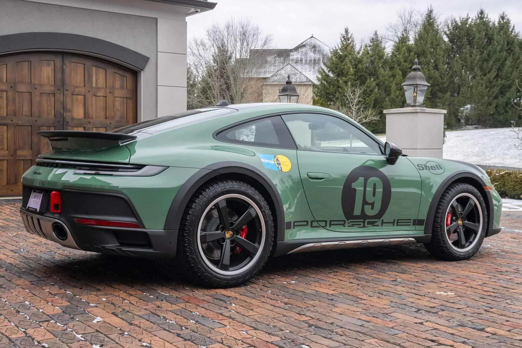 Auratium Green Porsche 911 Dakar