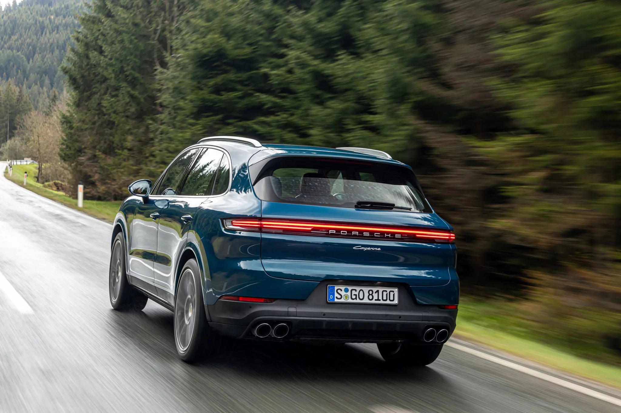 Montego Blue Metallic Porsche Cayenne