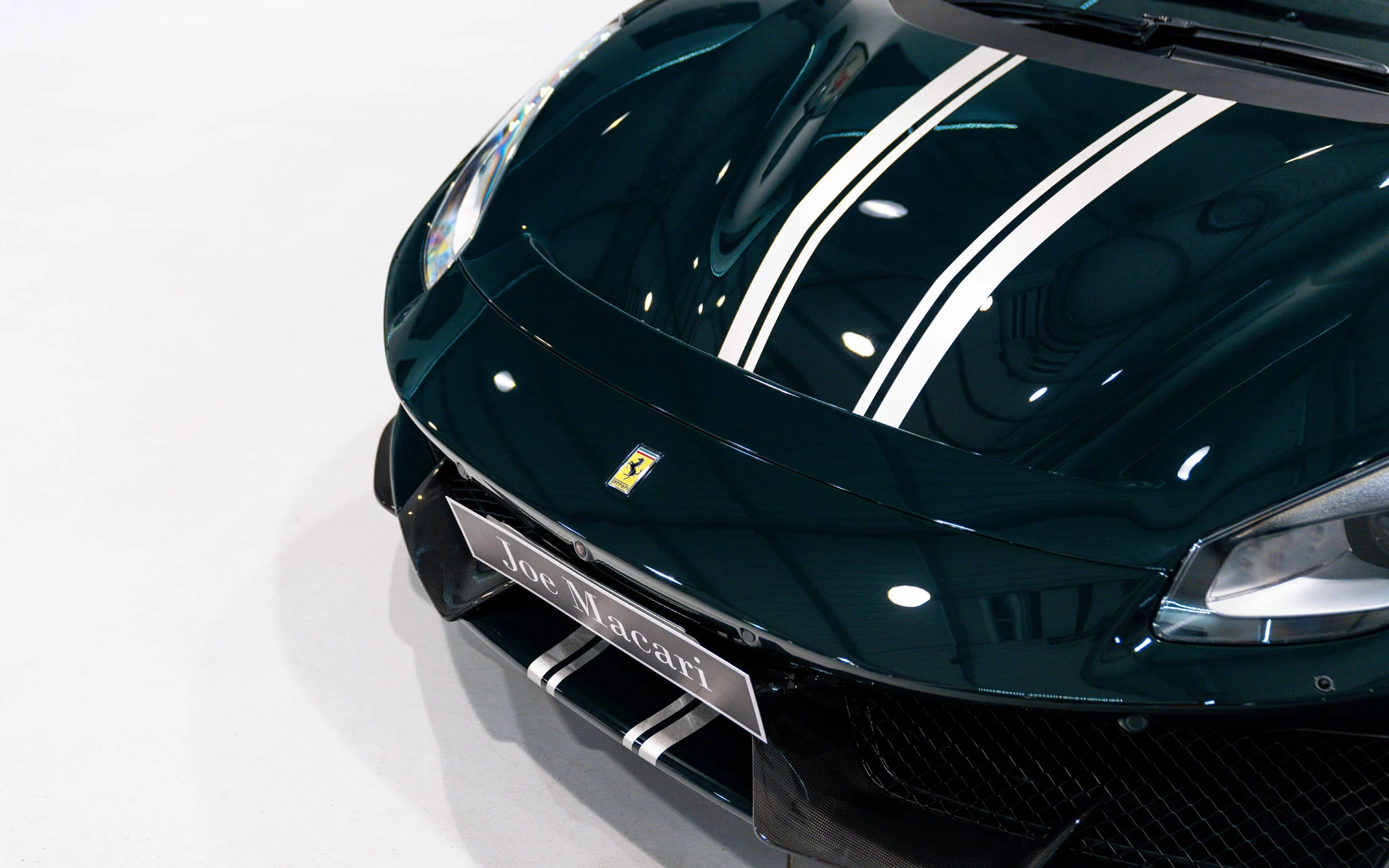 Verde British Racing Ferrari 488