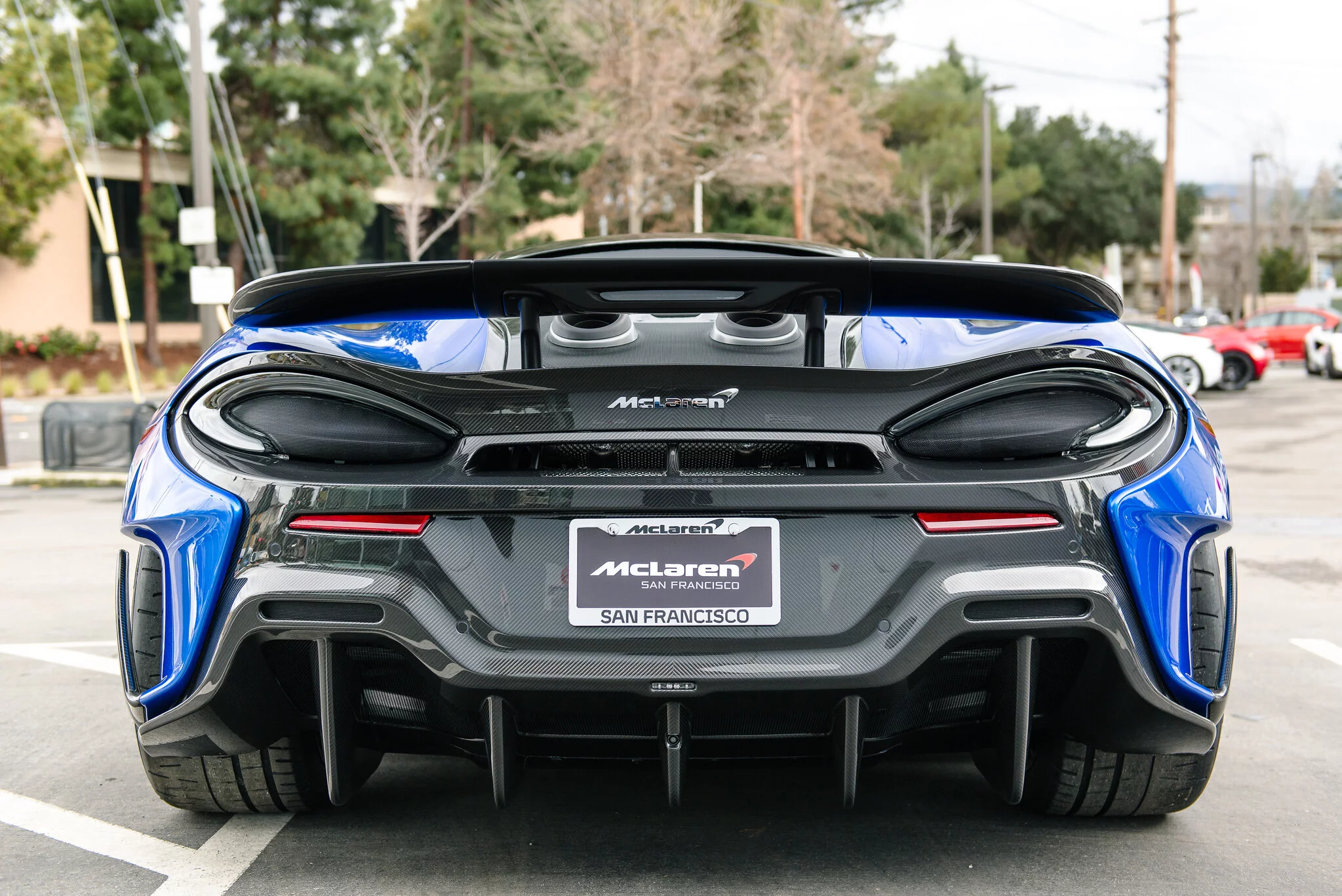 Vega Blue McLaren 600LT