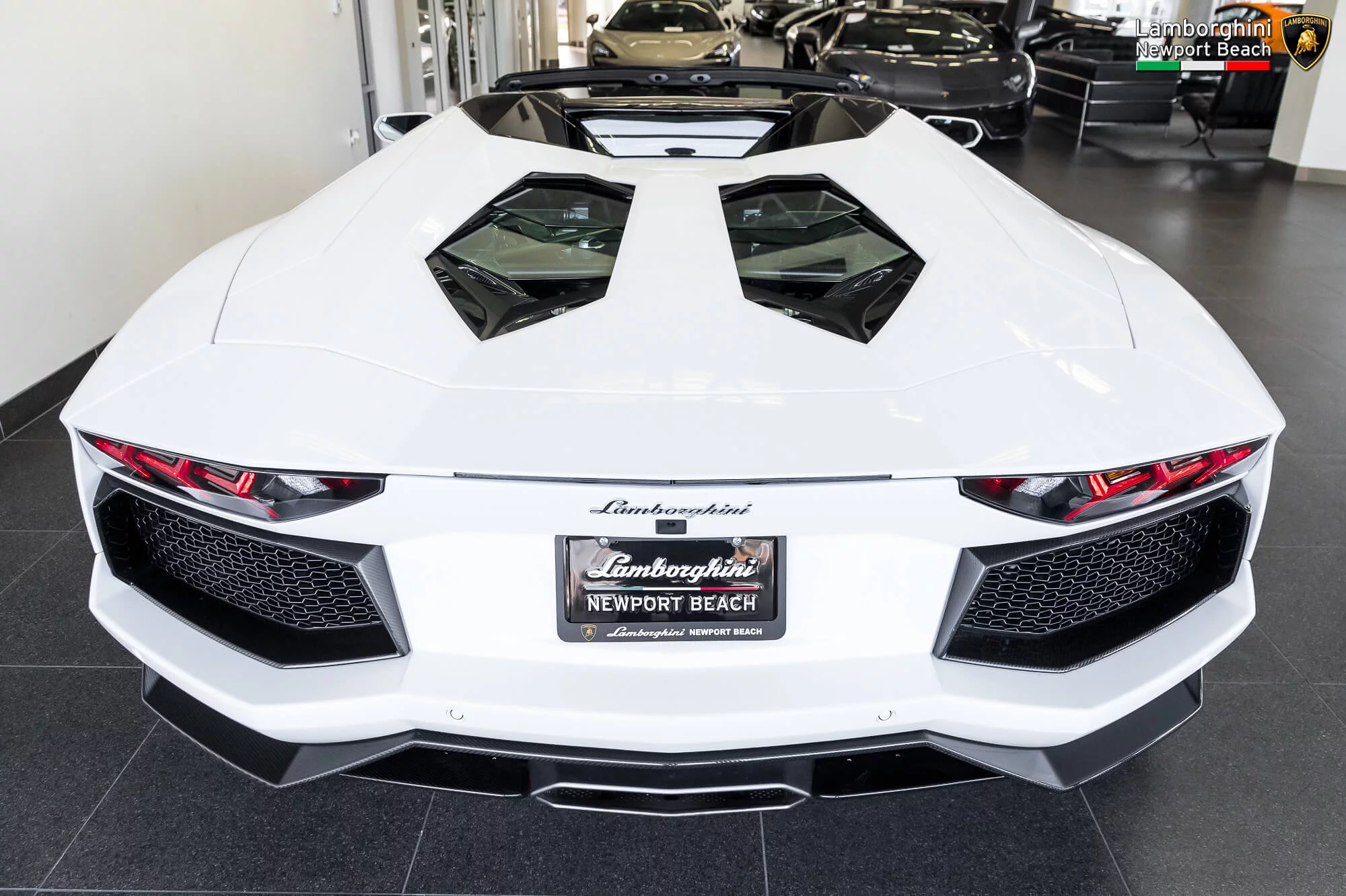 Bianco Isis Lamborghini Aventador