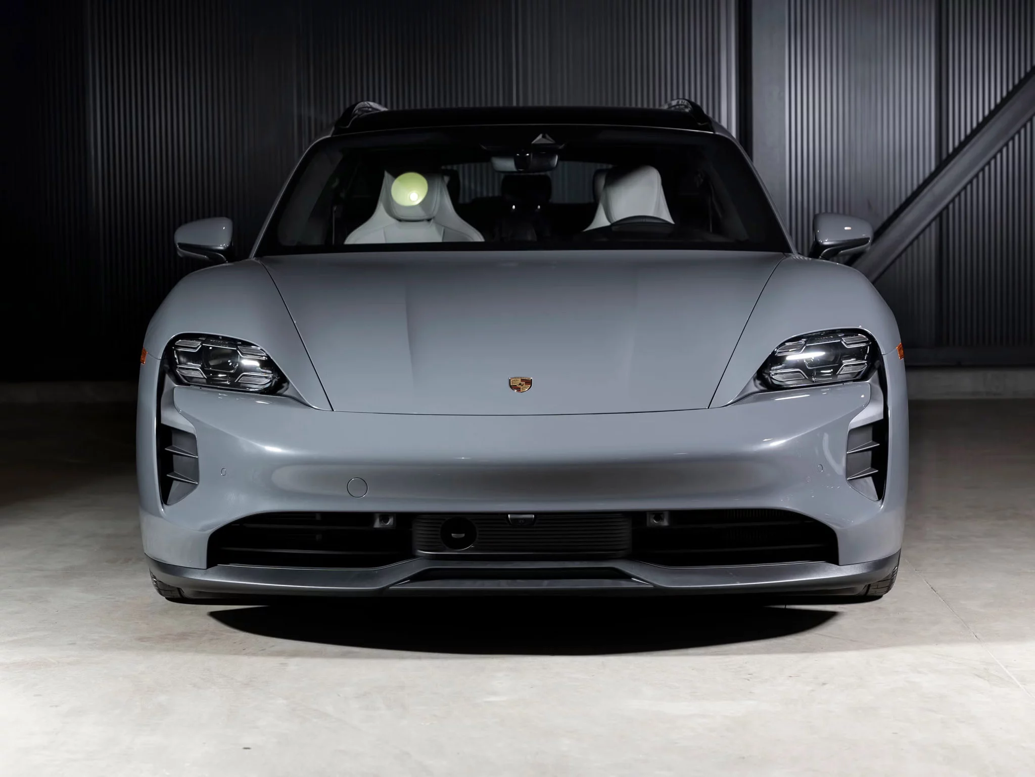 Grigio Telesto Porsche Taycan