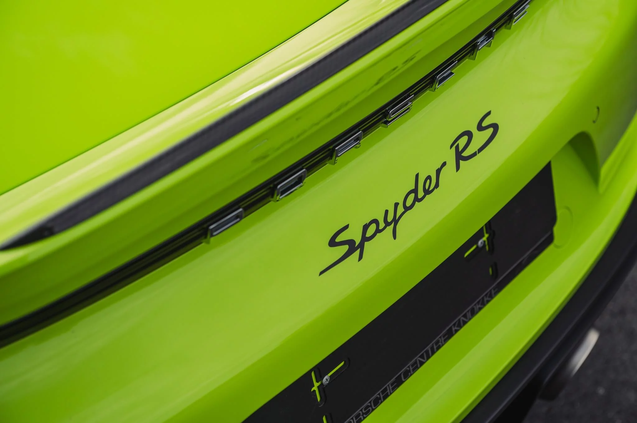 Acid Green Porsche 718 Spyder RS