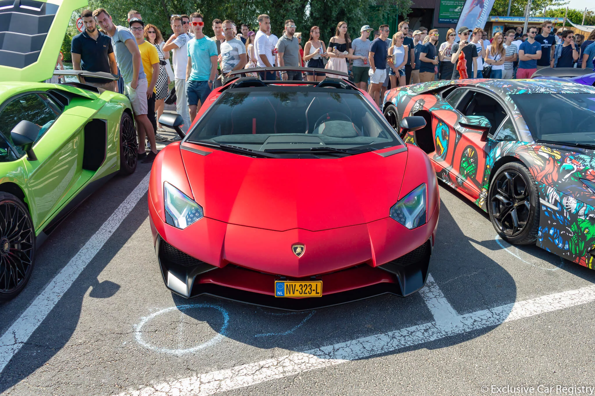 Rosso Pyra Lamborghini Aventador