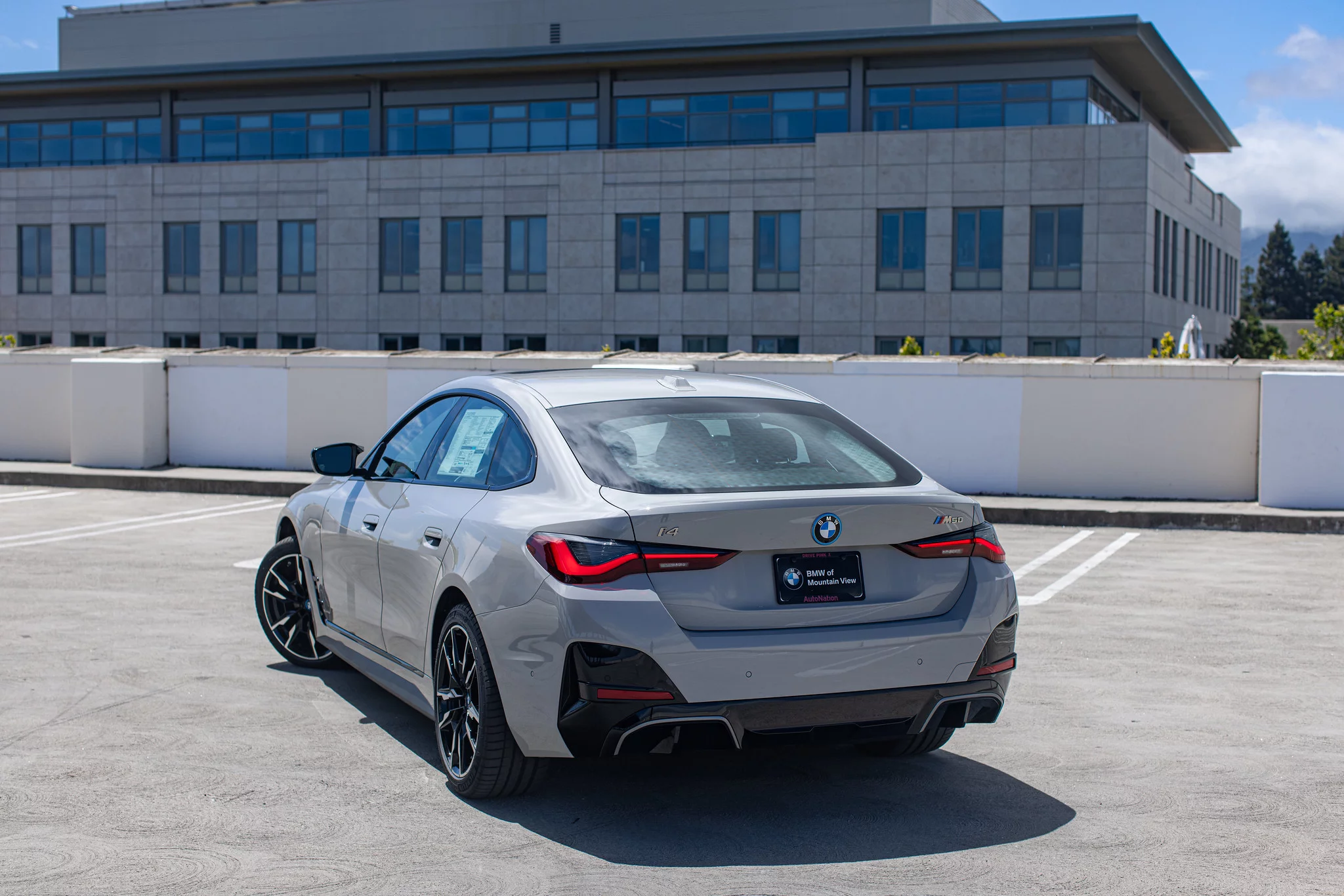 Crayon BMW i4