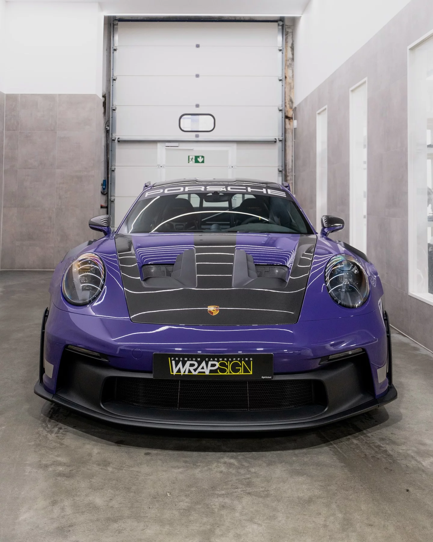 Ultraviolet Porsche 911 GT3 RS
