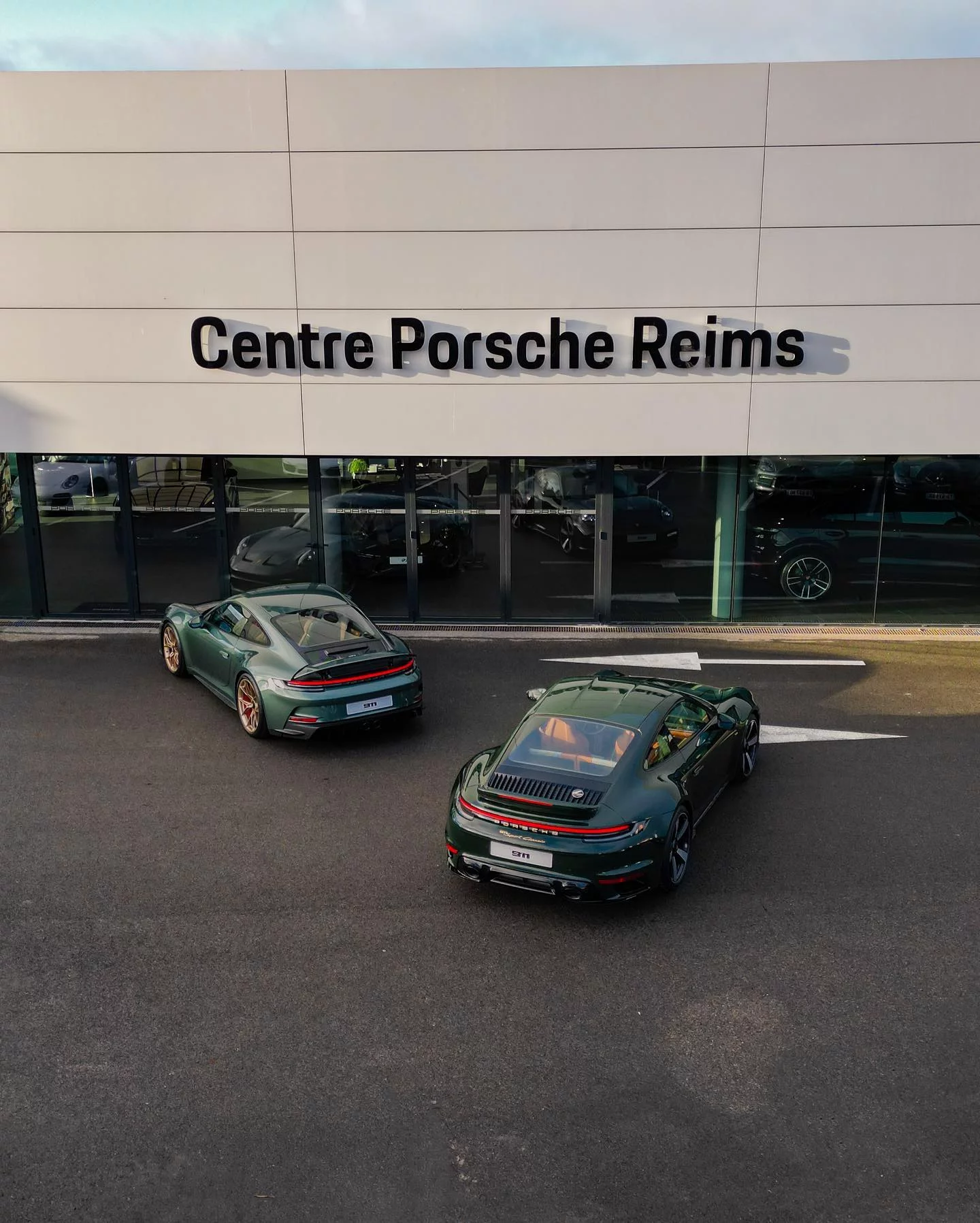 Brewster Green vs Malachite Green Metallic