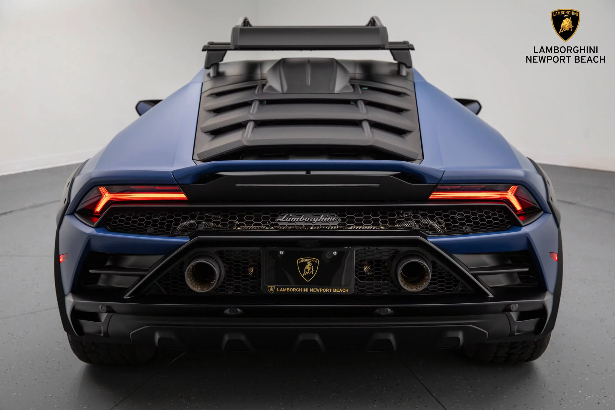 Blu Grifo Lamborghini Huracán