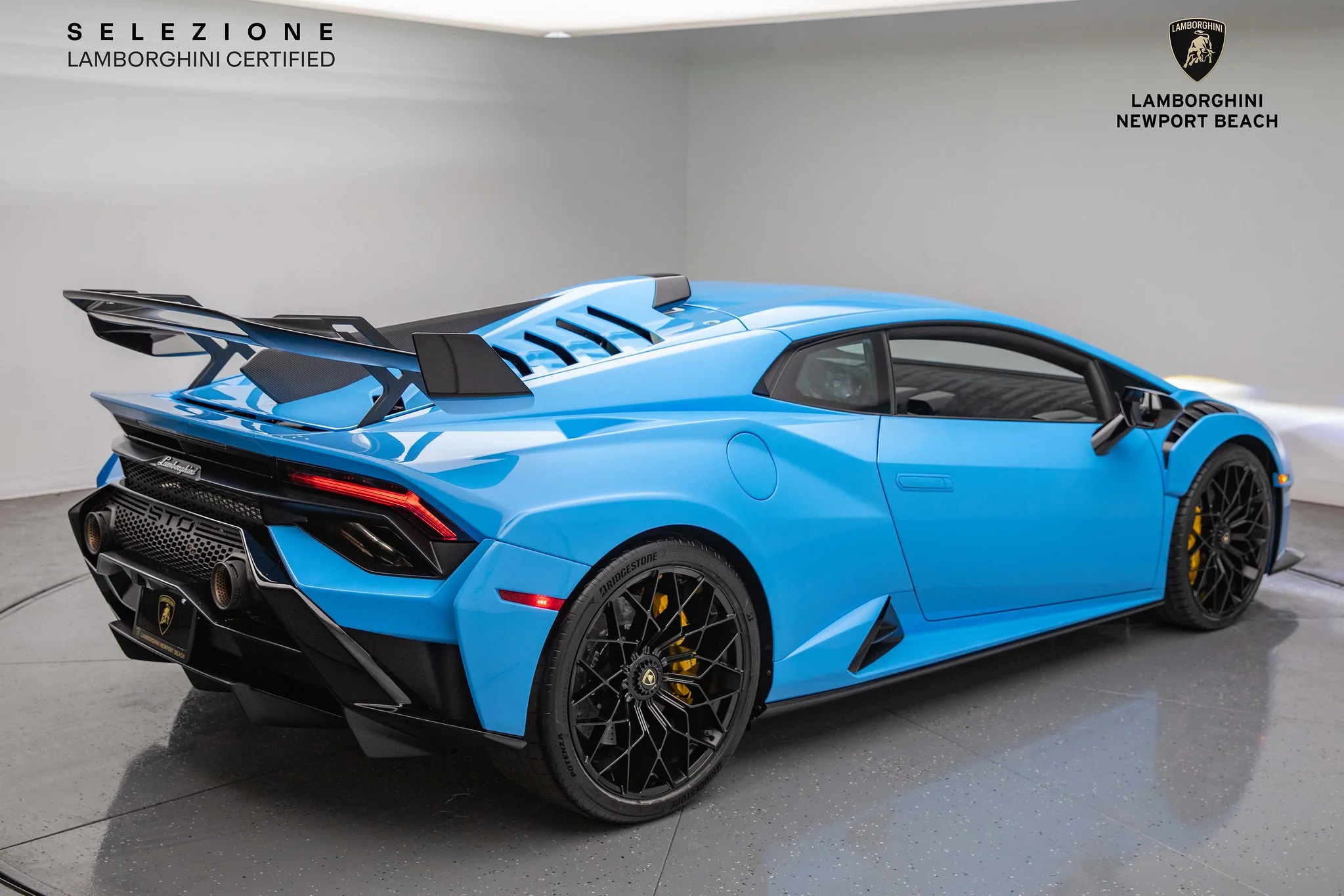Blu Cepheus Lamborghini Huracán