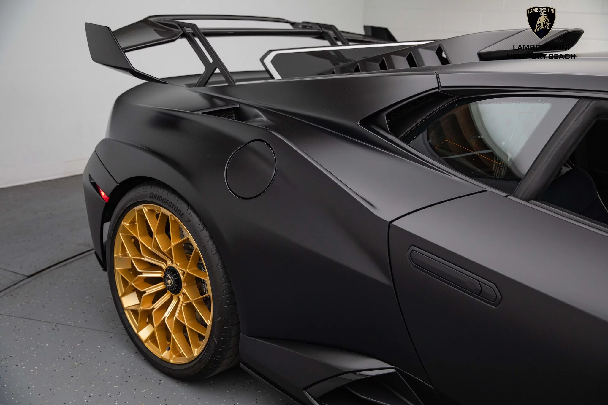 Nero Nemesis Lamborghini Huracán