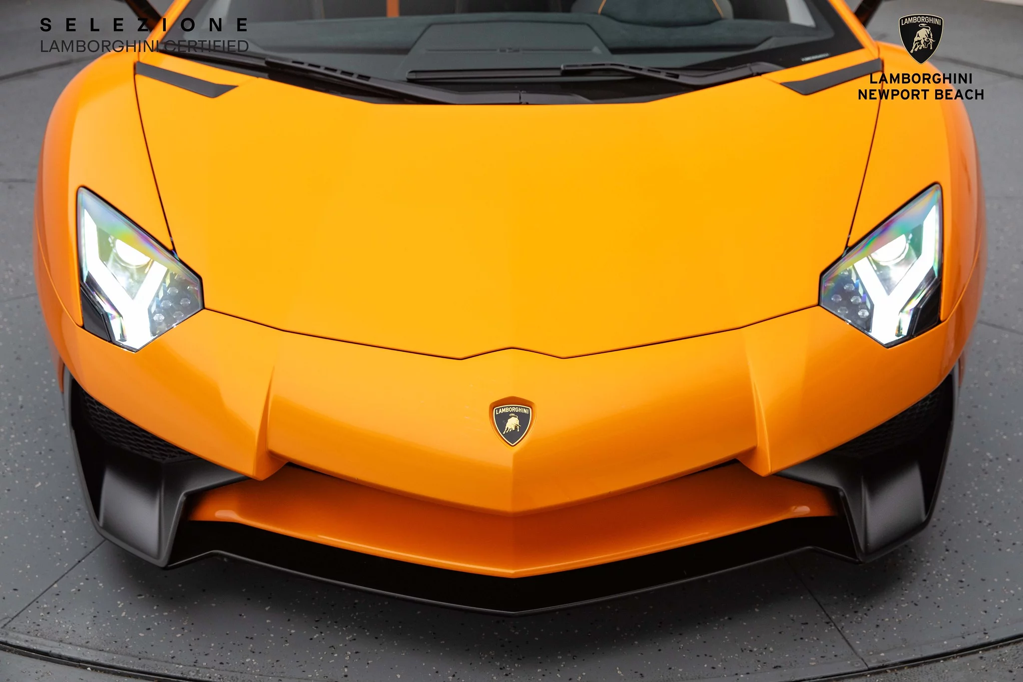 Arancio Atlas Lamborghini Aventador