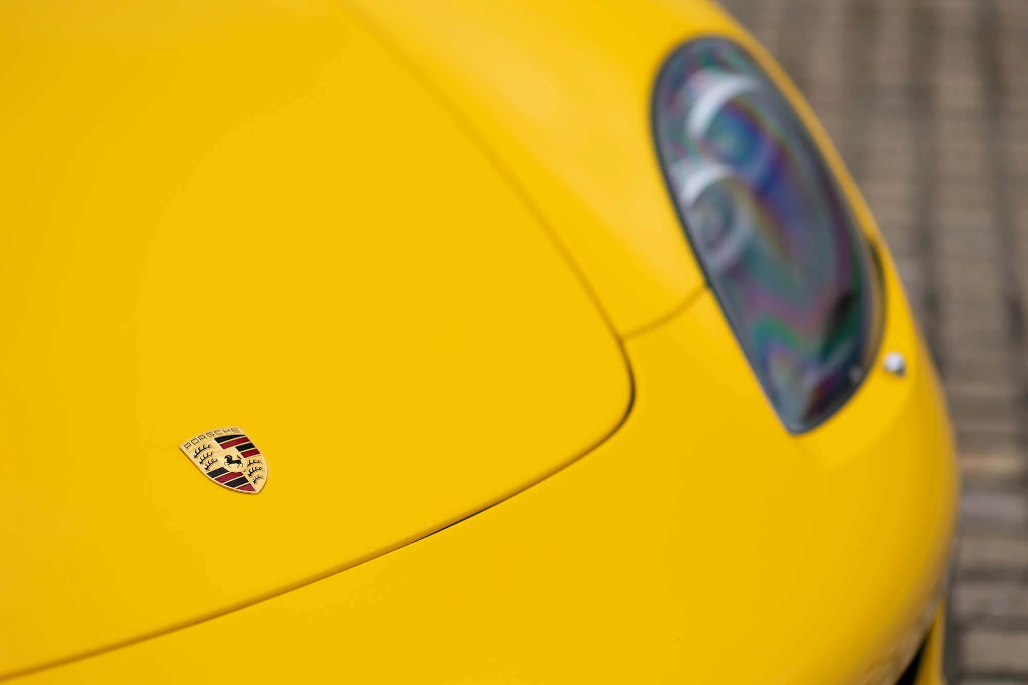 Fayence Yellow Porsche Carrera GT