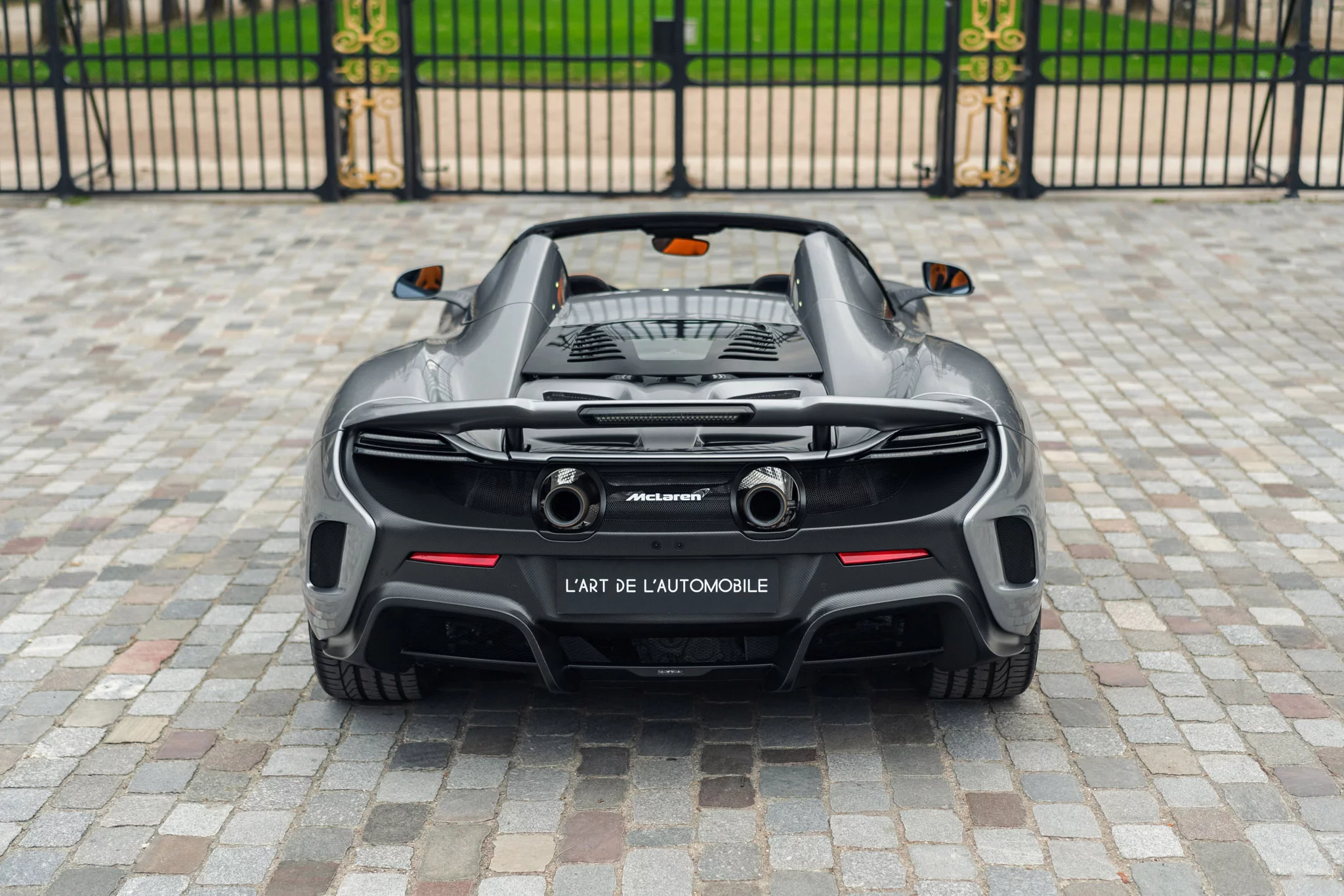 Titanium Silver McLaren 675LT