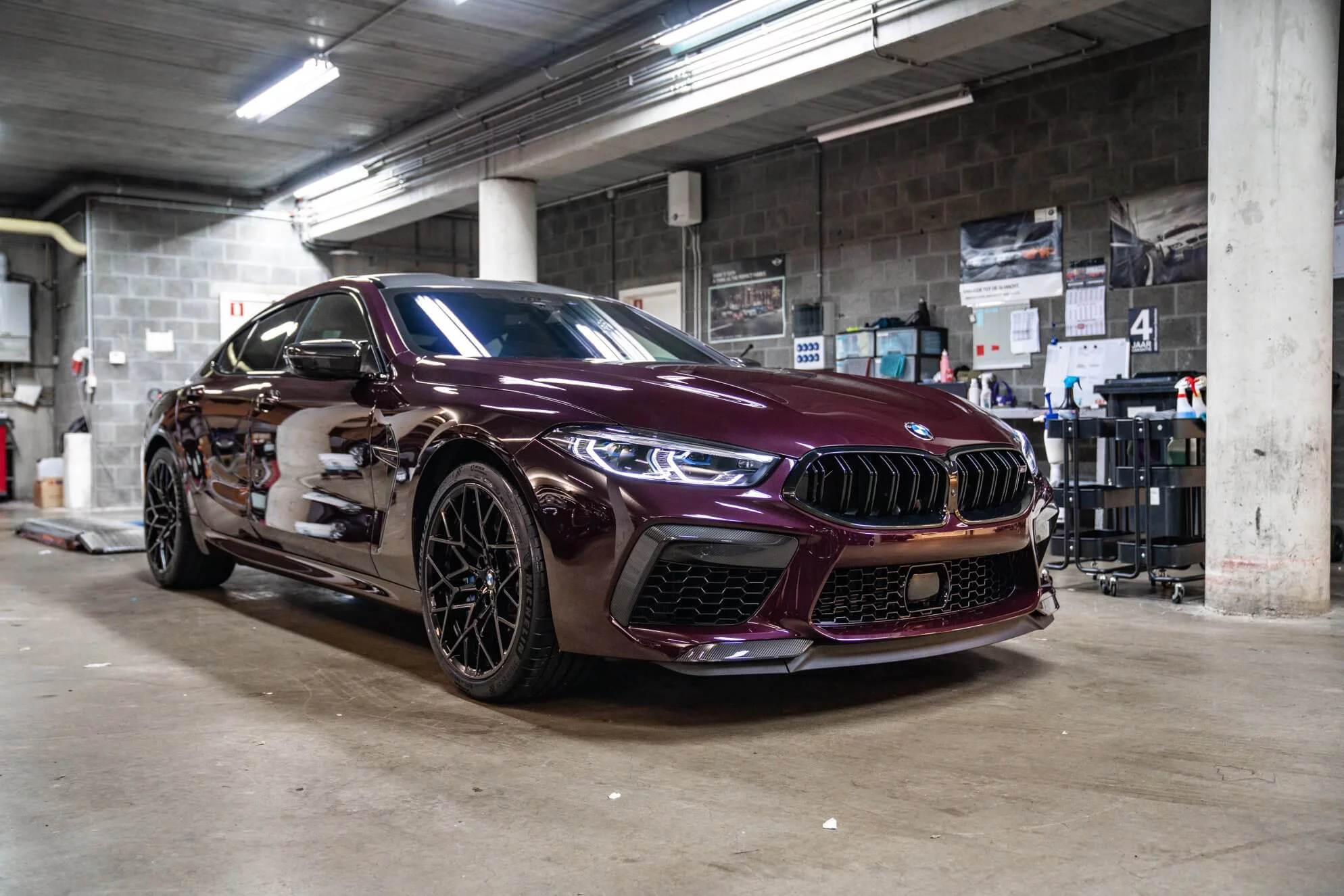 Ametrin BMW M8