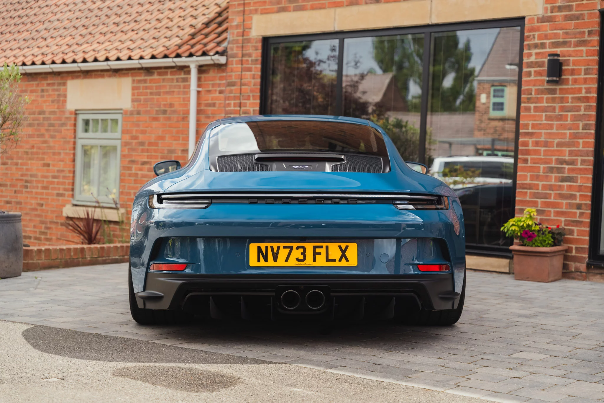 Oslo Blue Porsche 911 GT3