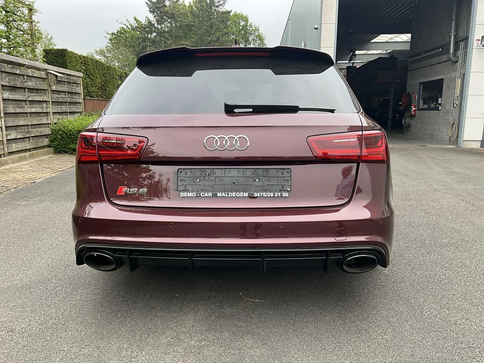 Classic Red Audi RS6 Avant