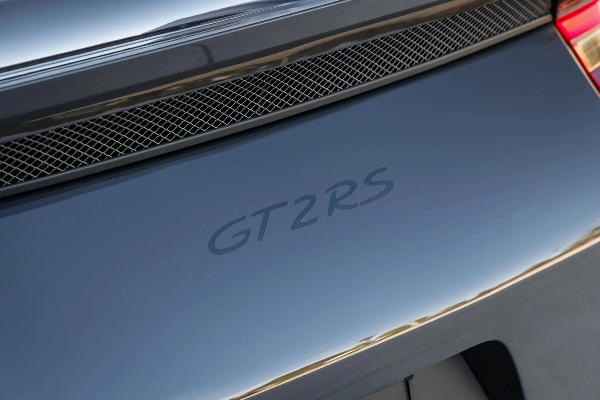 Grey Black Porsche 911 GT2 RS