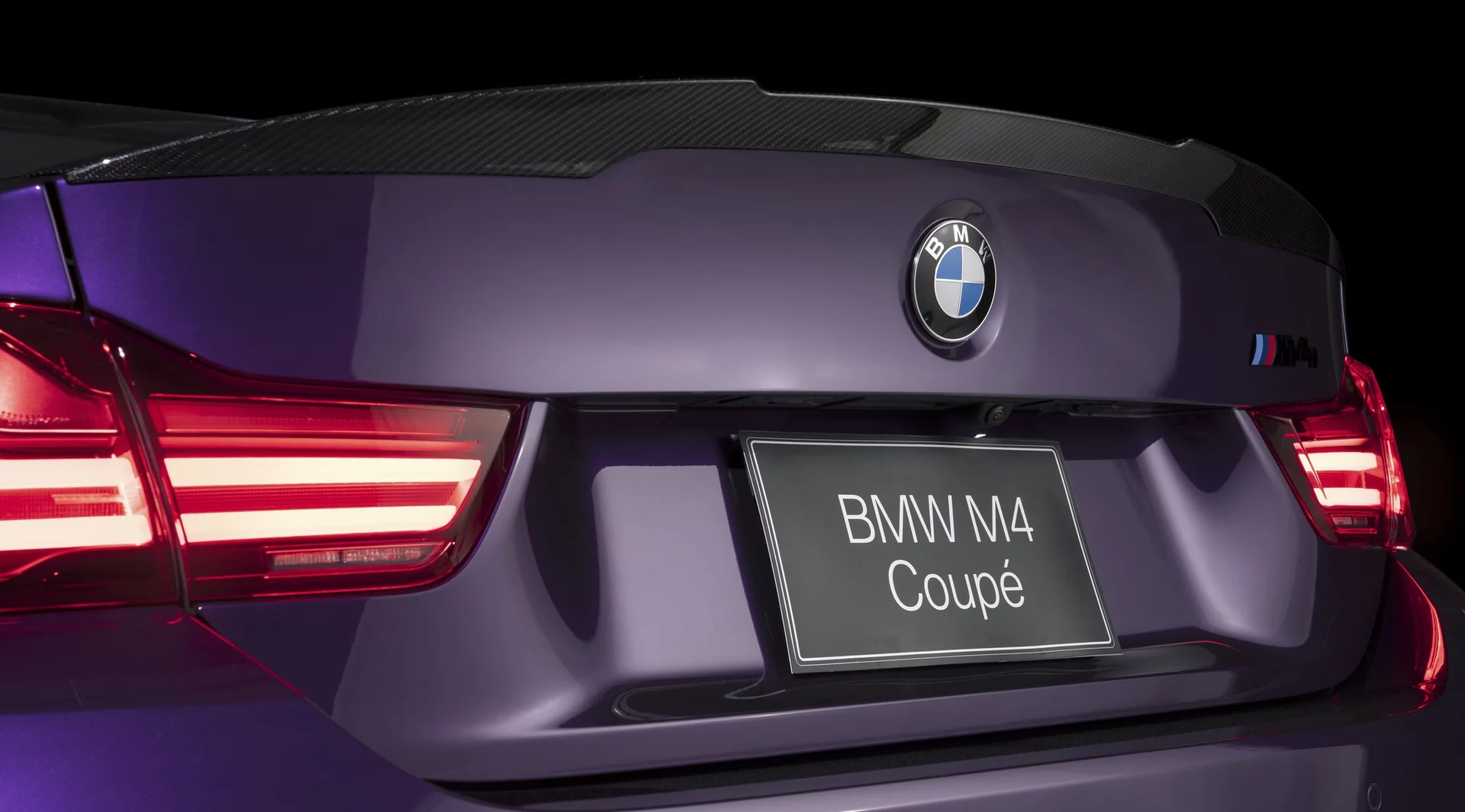 Twilight Purple BMW M4