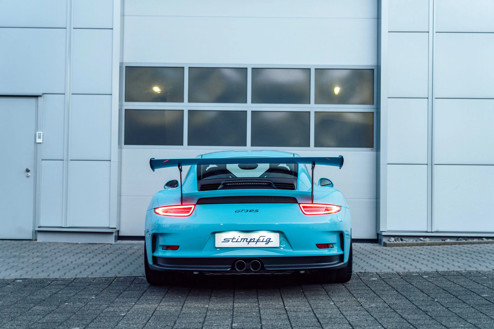 Olympic Blue Porsche 911 GT3 RS