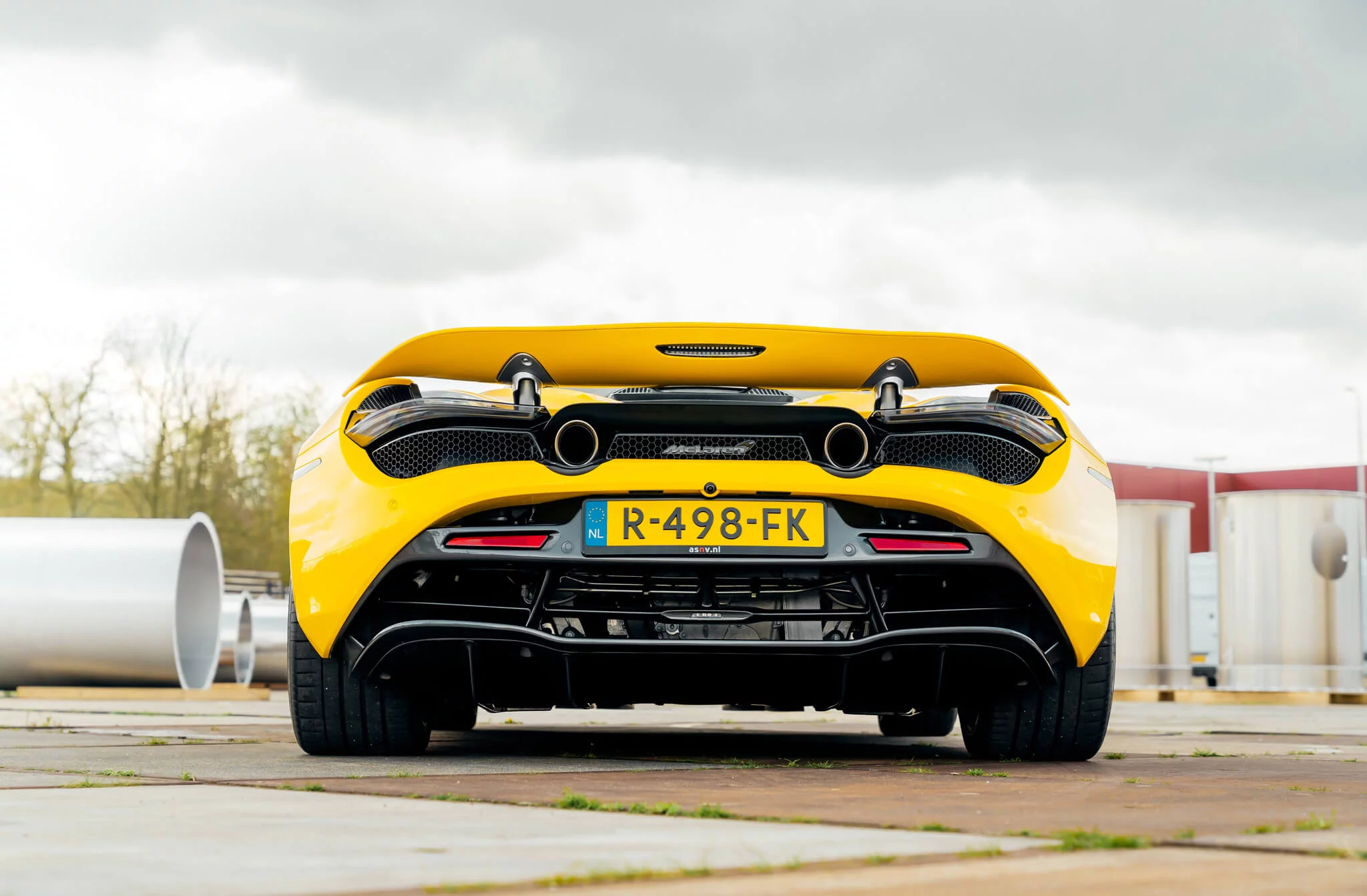 Volcano Yellow McLaren 720S