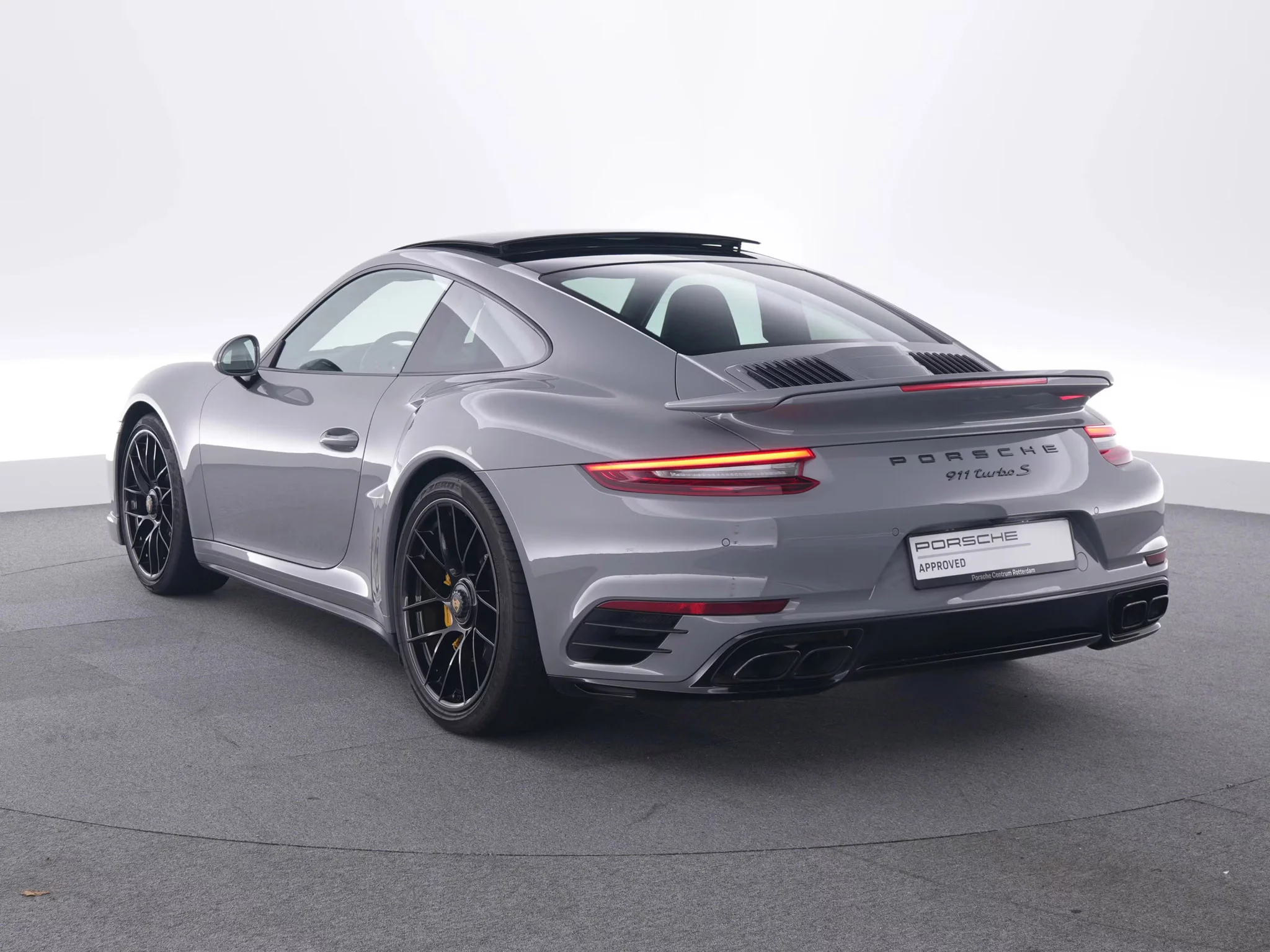 Nardo Grey Porsche 911 Turbo