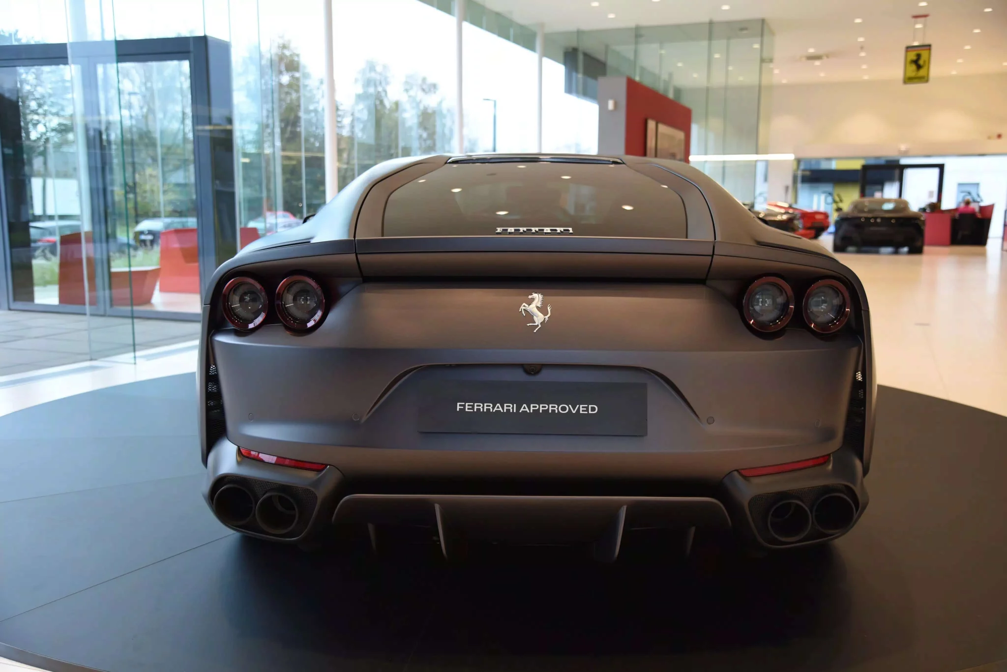 Grigio Pascuale Ferrari 812