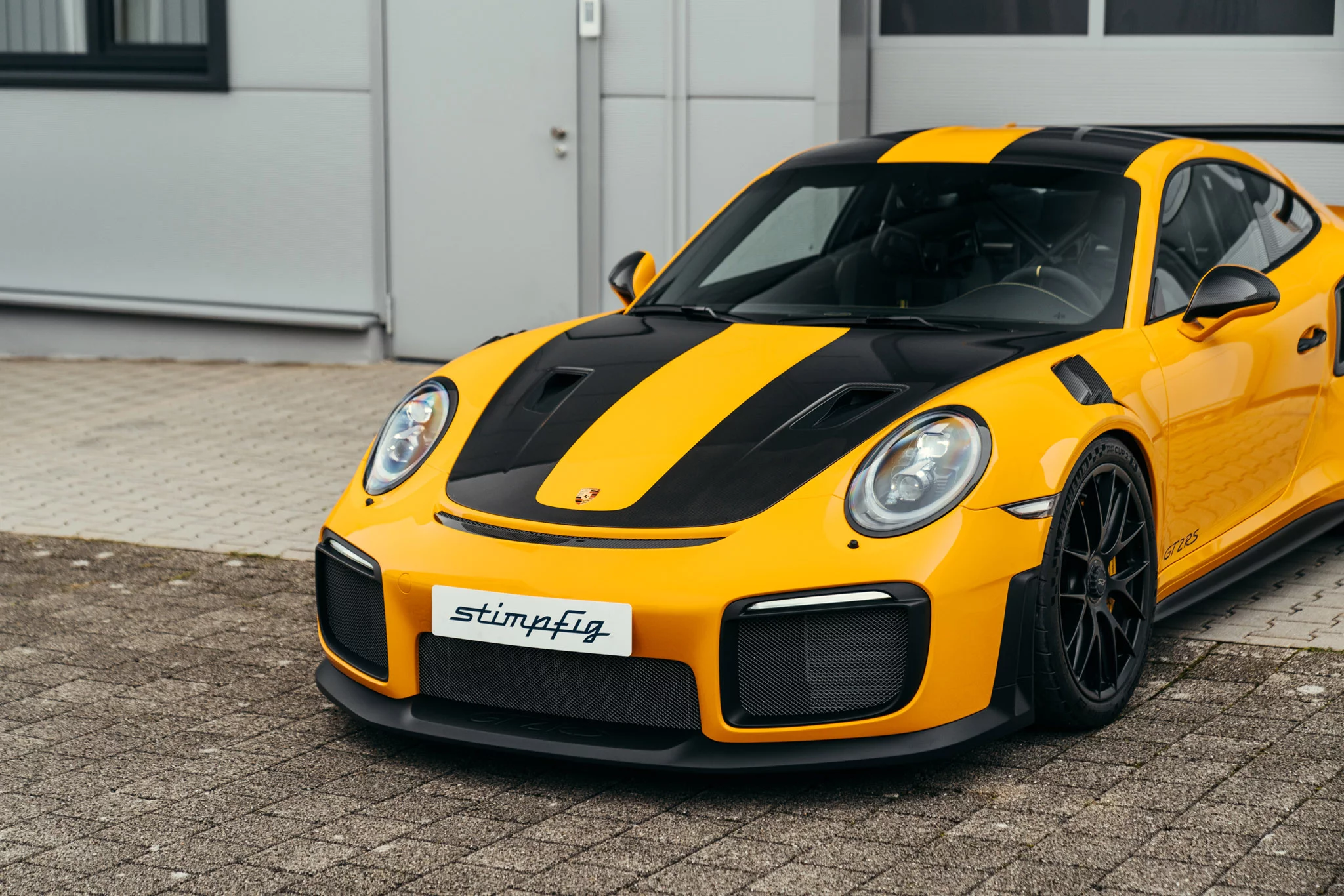 Signal Yellow Porsche 911 GT2 RS