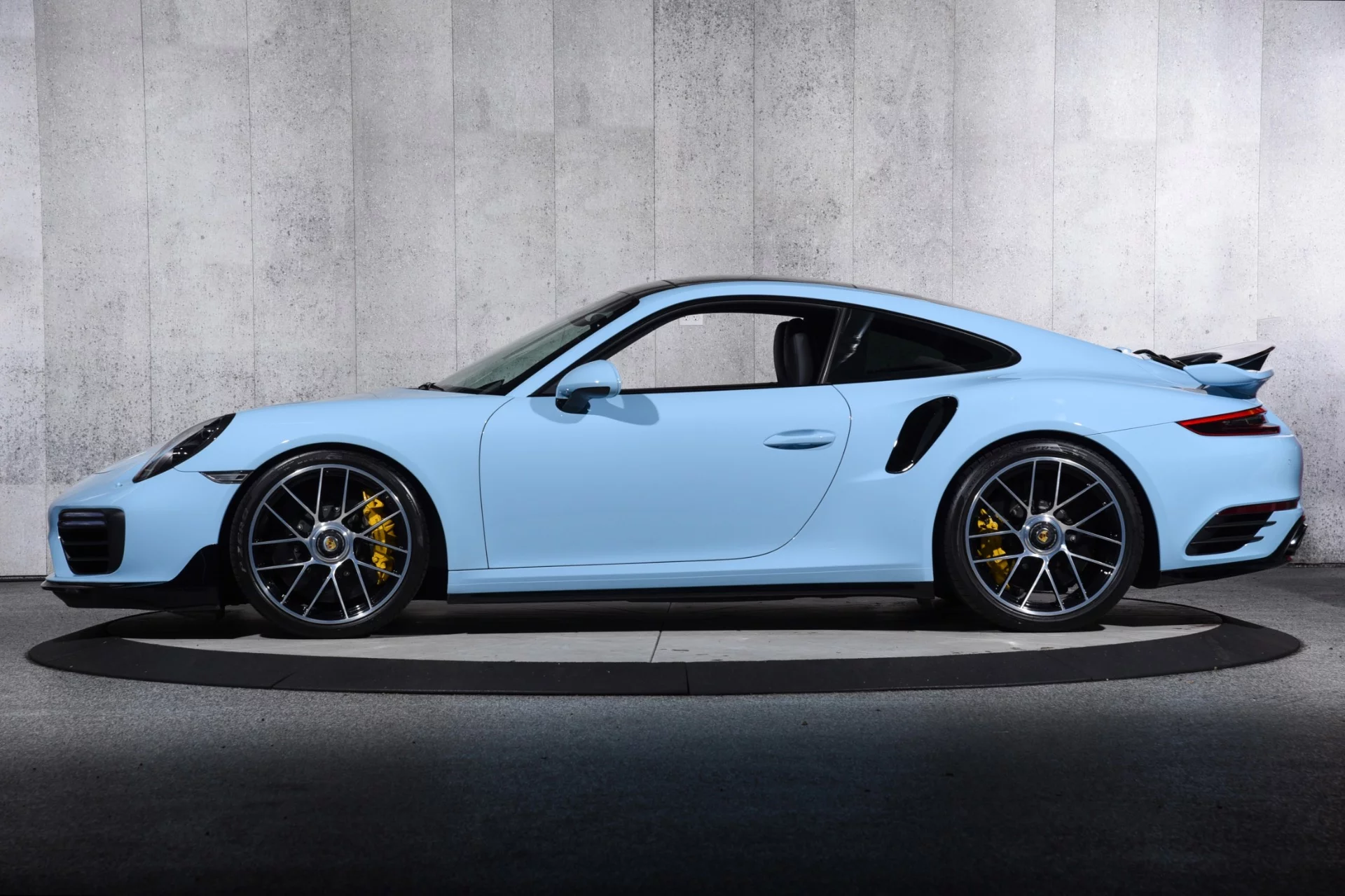 Gulf Blue Porsche 911 Turbo