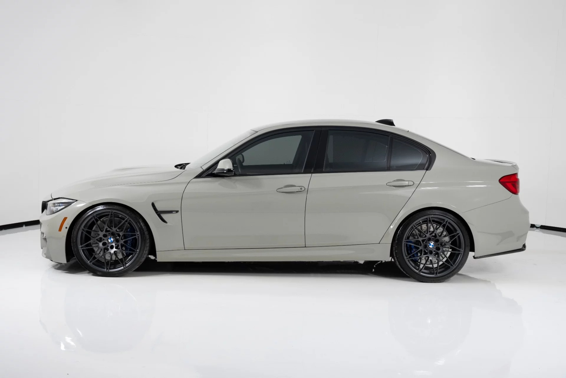 Fashion Grey BMW M3