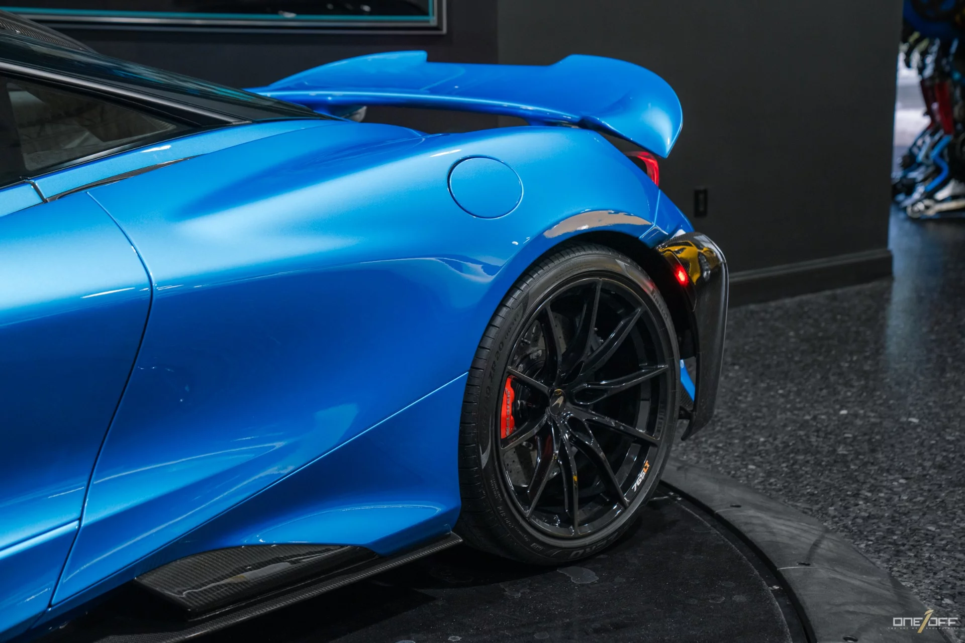 Ludus Blue McLaren 765LT