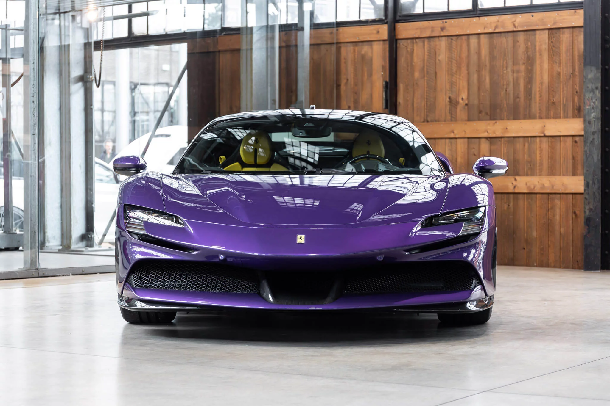 Violetto Dino Ferrari SF90