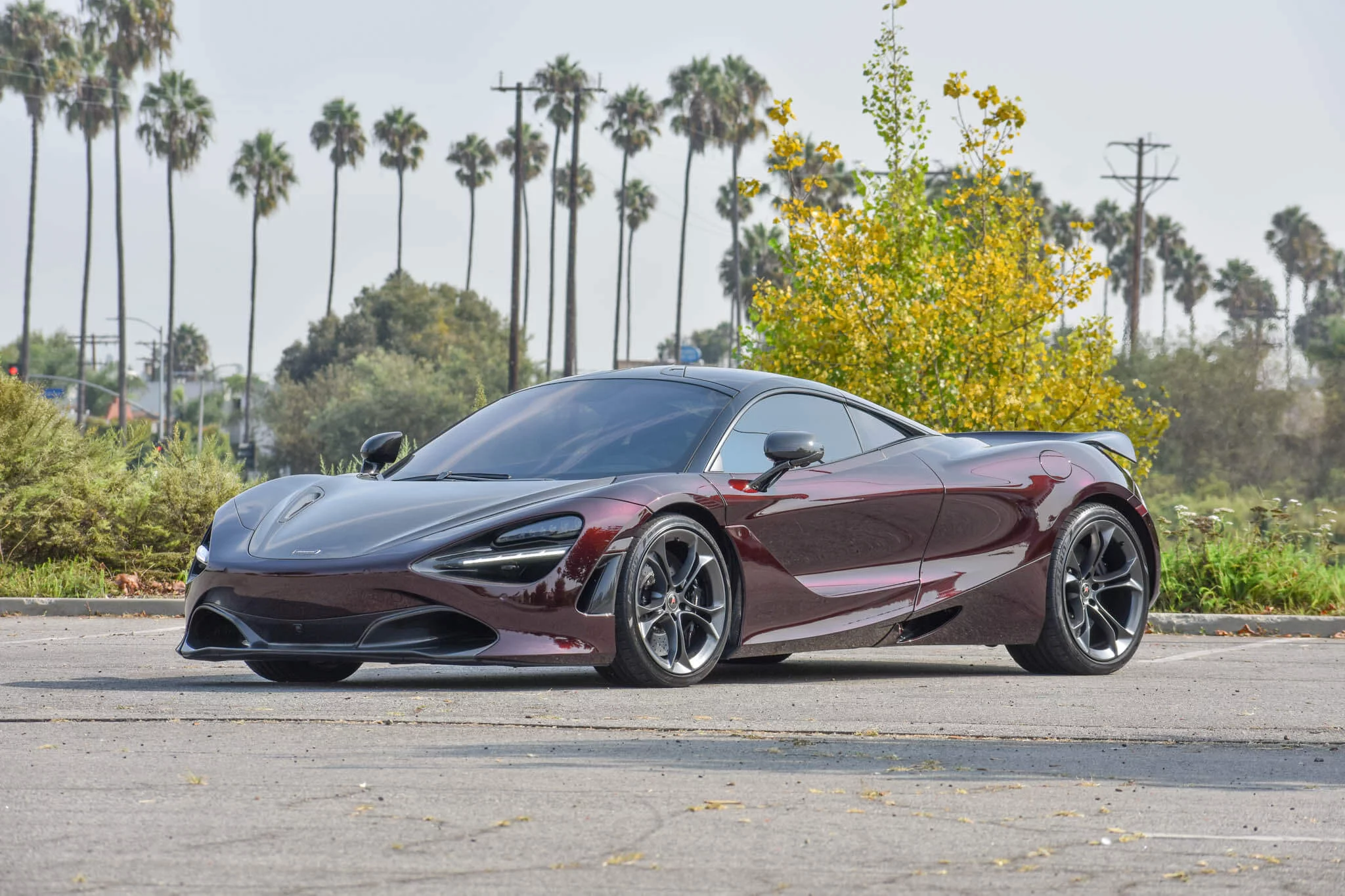 Nerello Red McLaren 720S