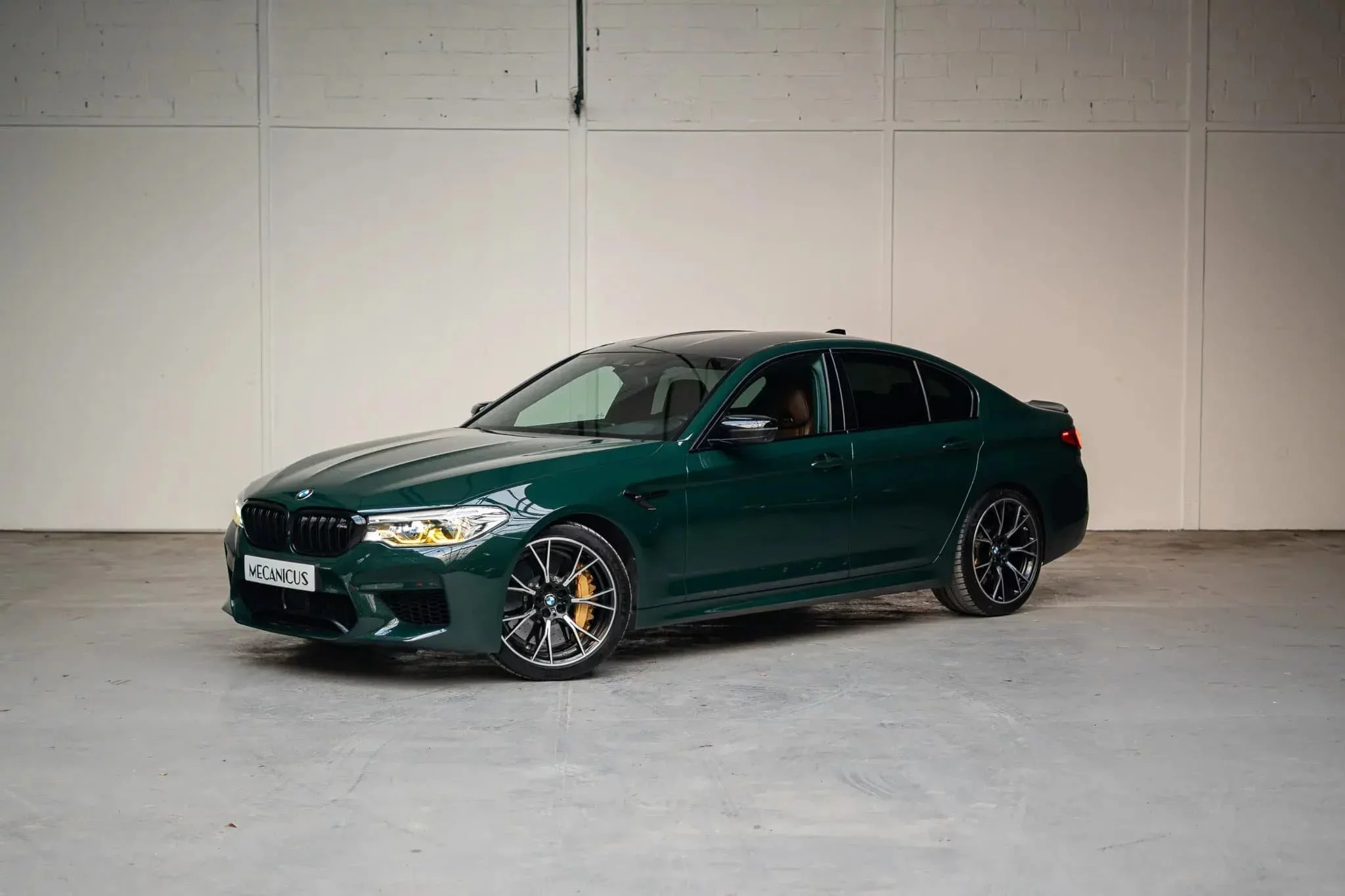 Goodwood Green BMW M5