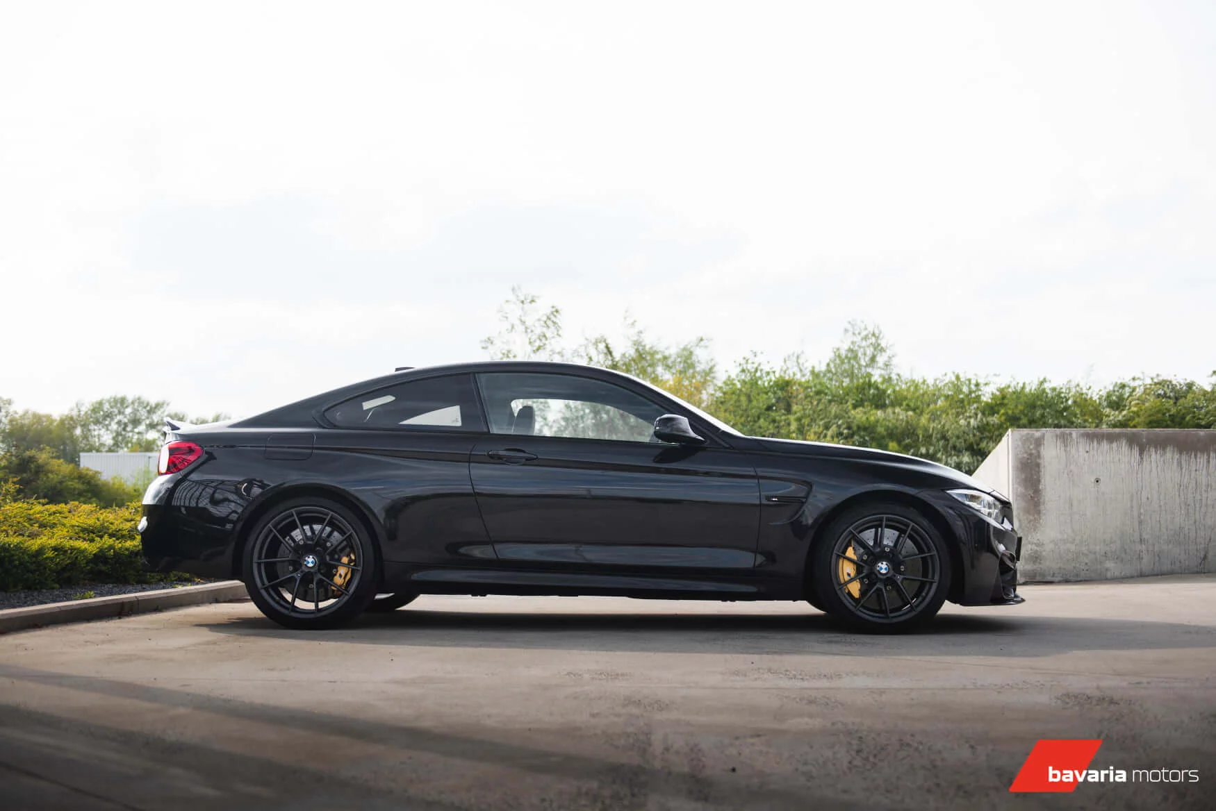 Sapphire Black BMW M4